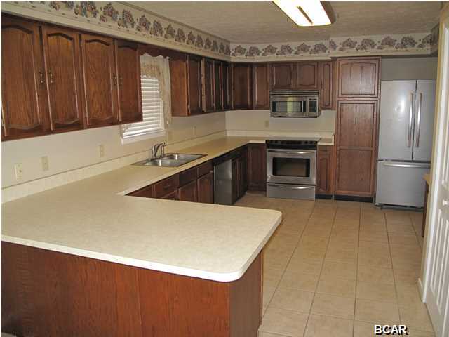 Northwoods Estates 1st Add - Residential Lease