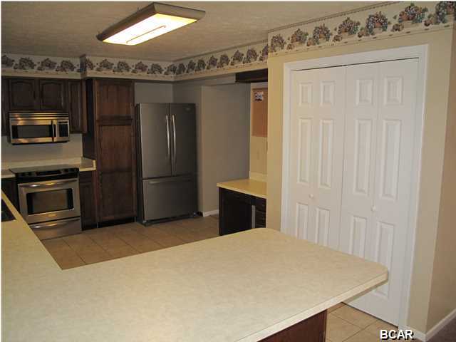 Northwoods Estates 1st Add - Residential Lease