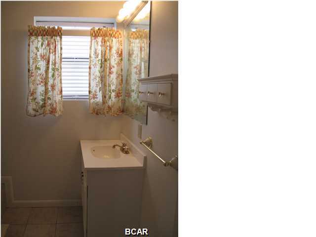 Northwoods Estates 1st Add - Residential Lease