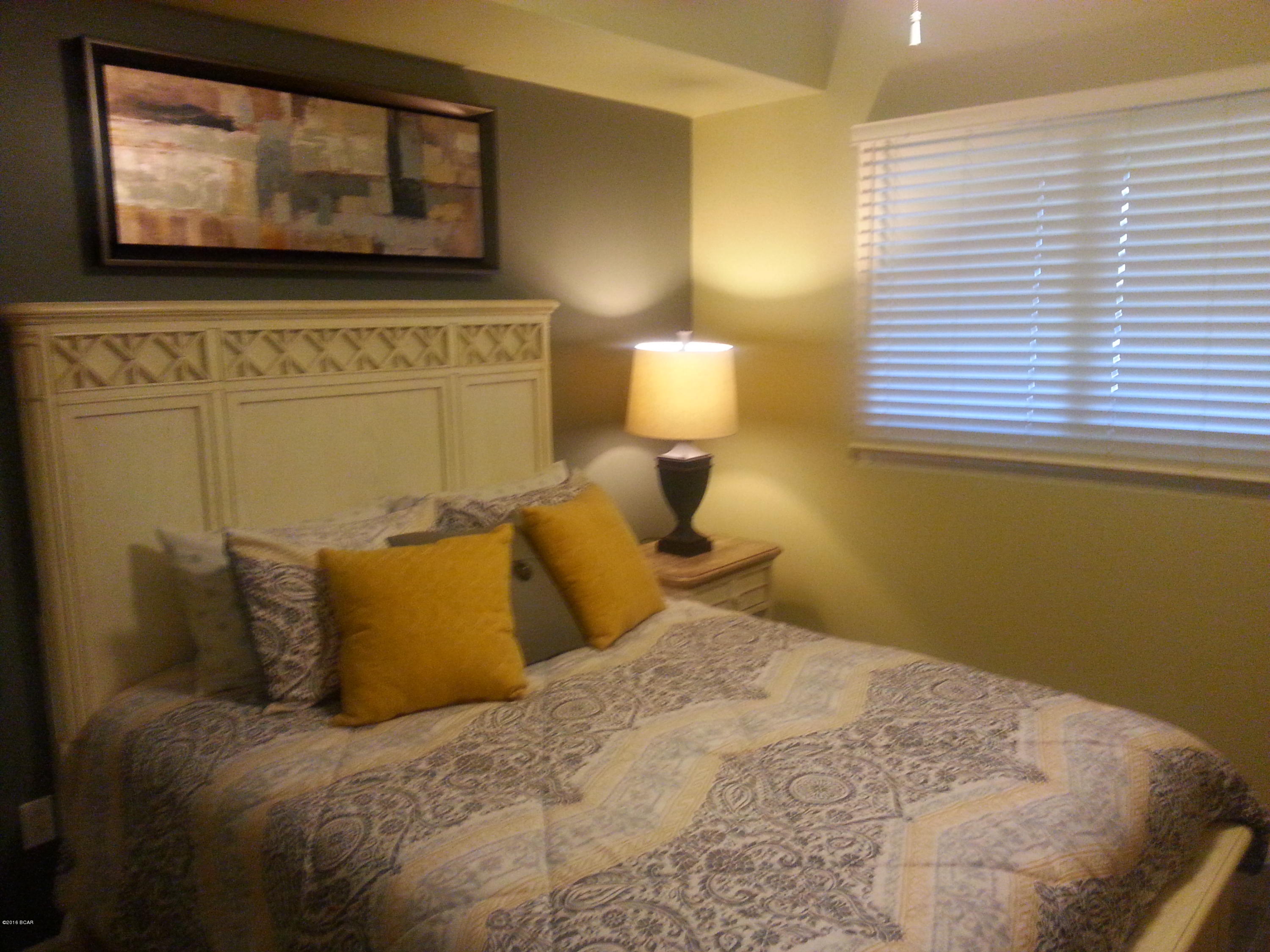 Sterling Breeze - Residential