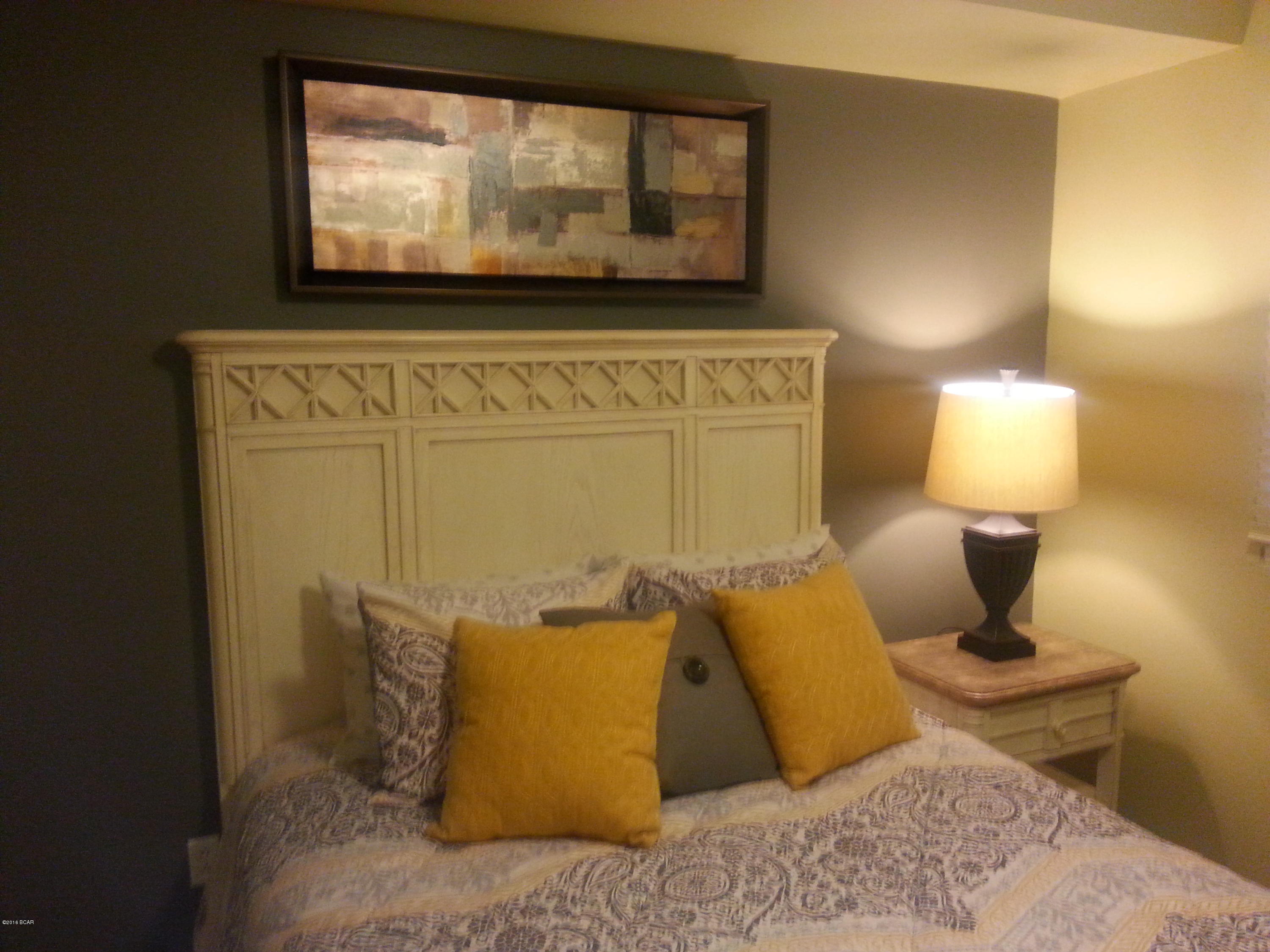 Sterling Breeze - Residential