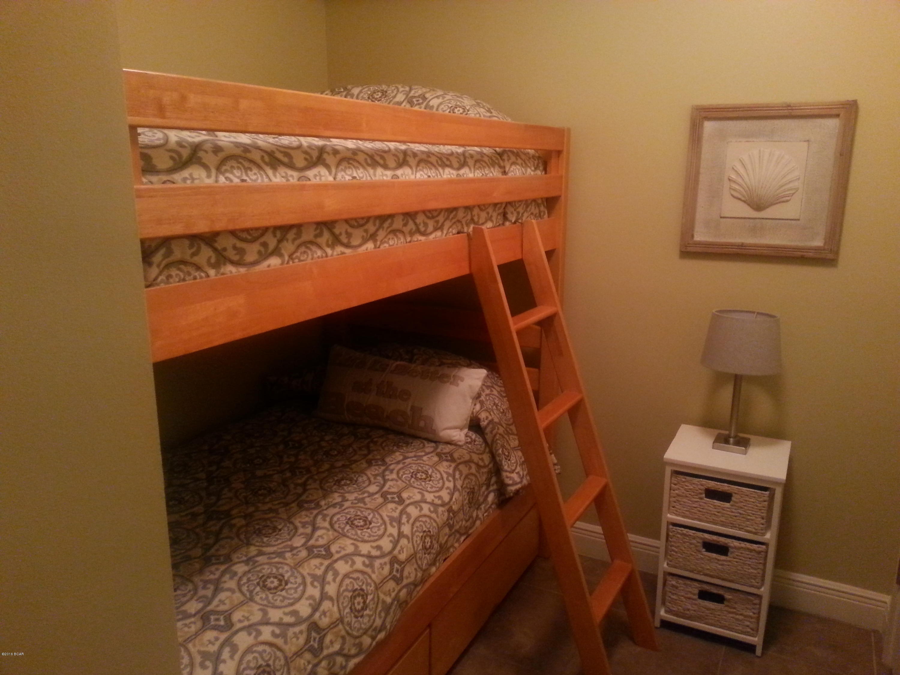 Sterling Breeze - Residential