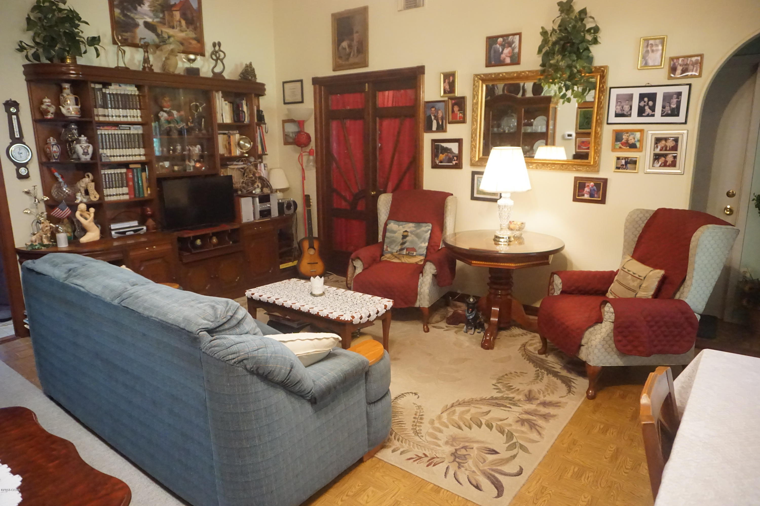 [No Recorded Subdiv] - Residential