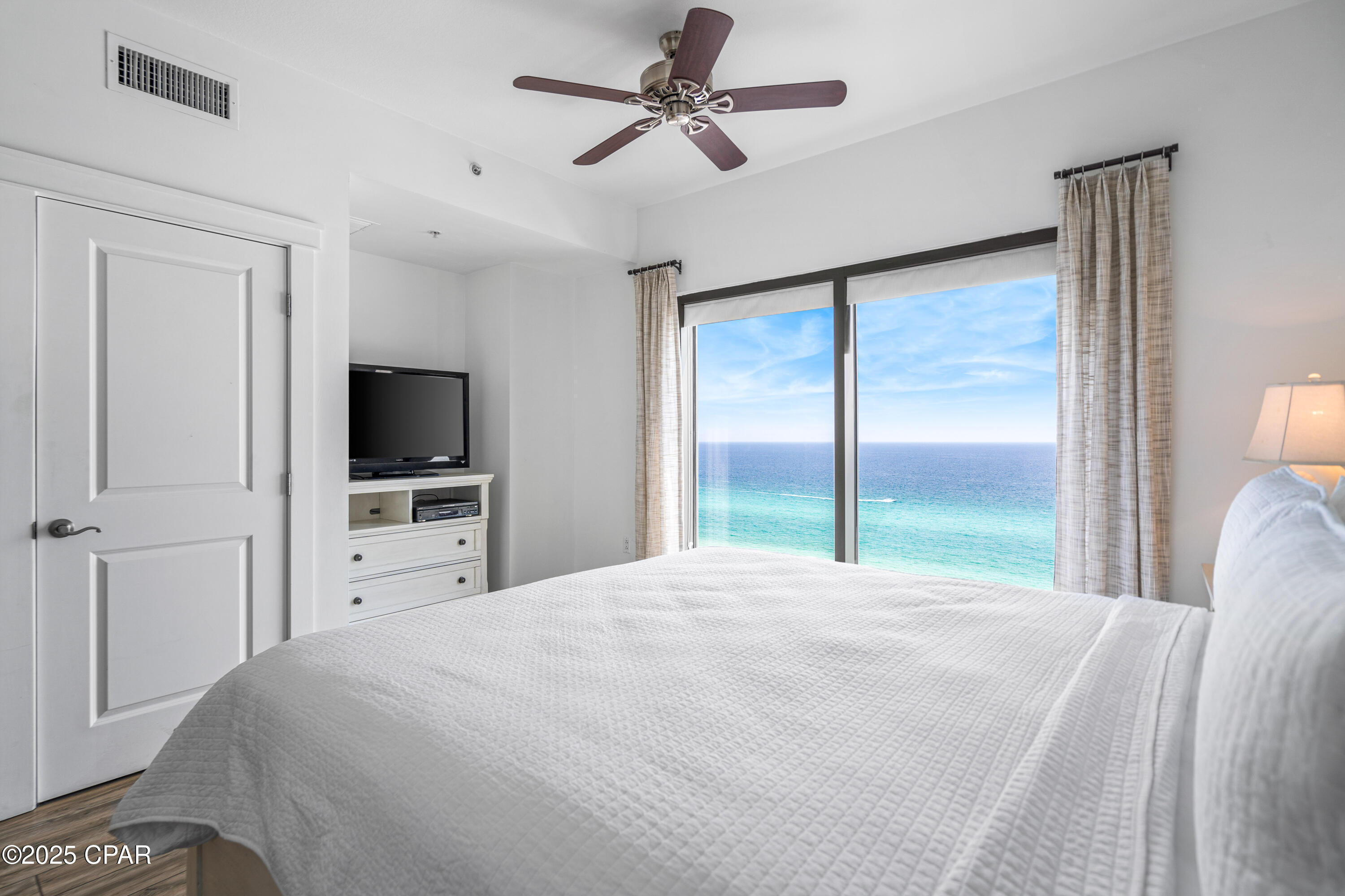 Panama City Beach, Florida 32413, United States, 2 Bedrooms Bedrooms, ,2 BathroomsBathrooms,Residential,Active,245378