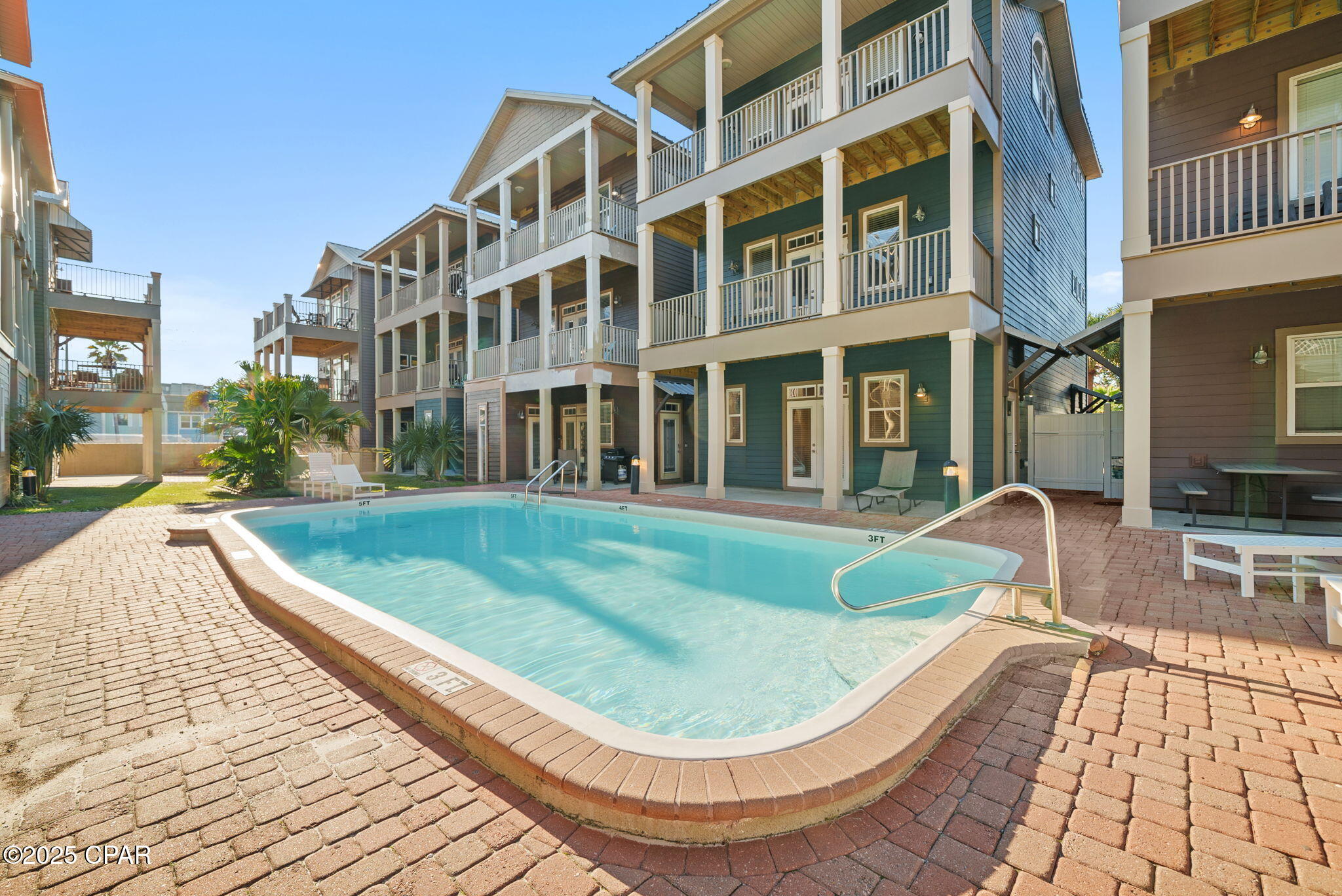 Cresent Bch Unit 1 - Residential