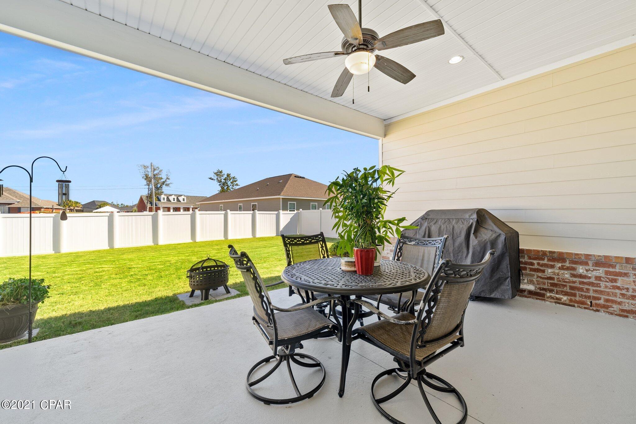 Plantation at College Point - Residential