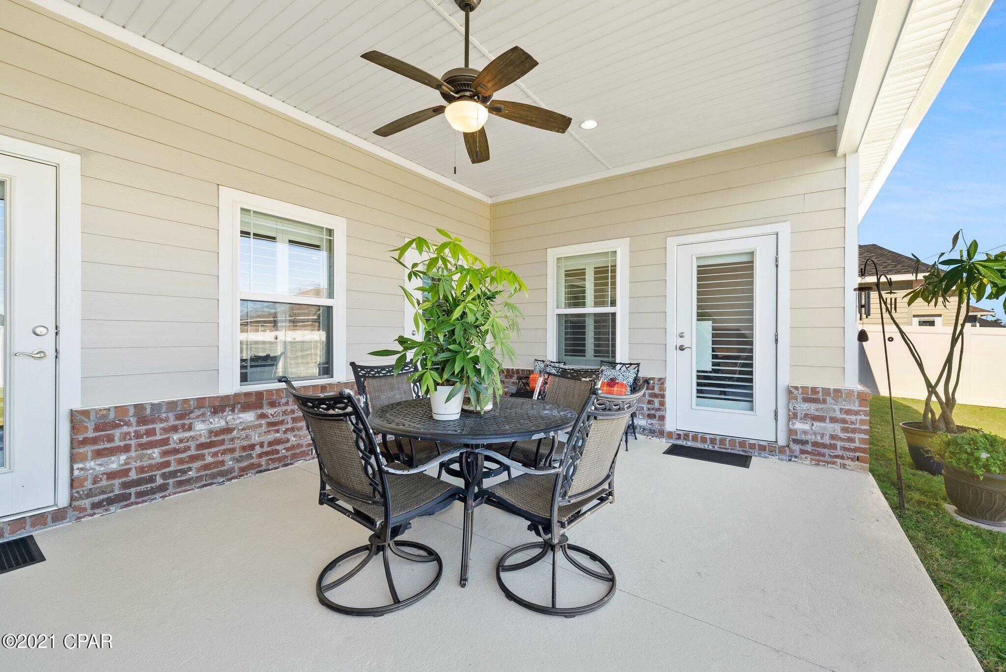 Plantation at College Point - Residential