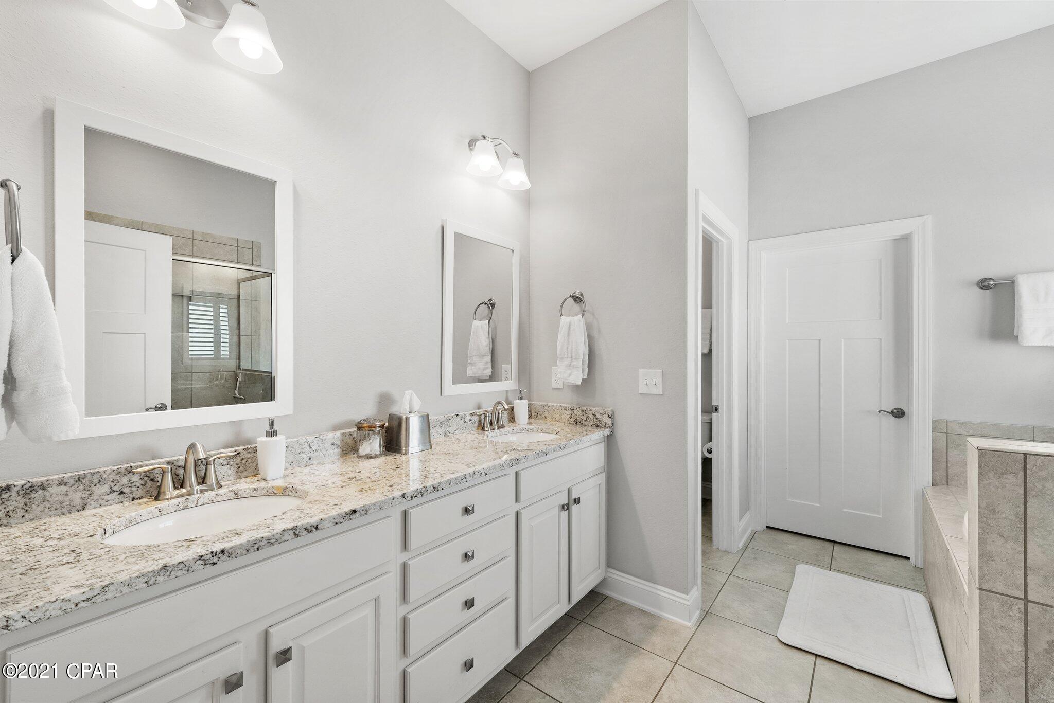 Plantation at College Point - Residential