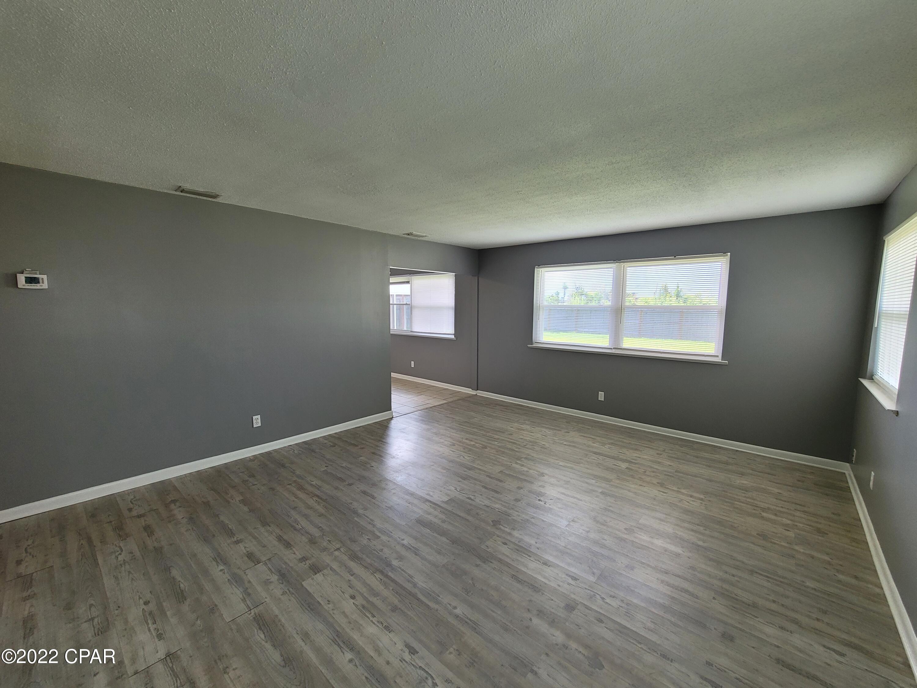 Meadowbrook Estates - Residential Lease