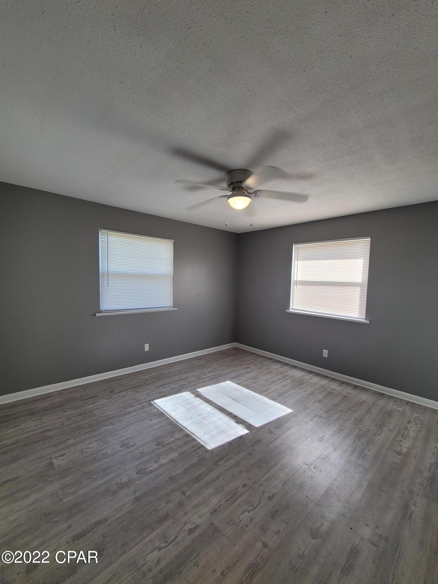 Meadowbrook Estates - Residential Lease