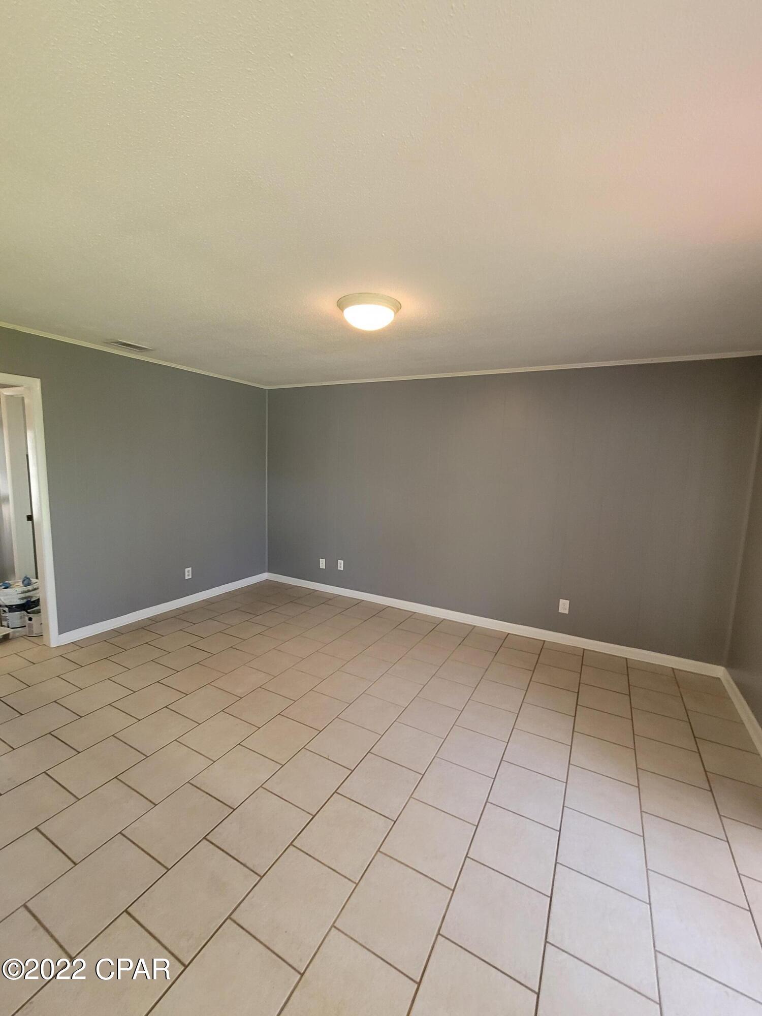 Meadowbrook Estates - Residential Lease