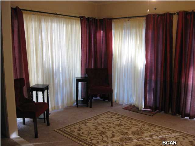 Ravenwood - Residential