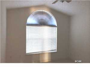 Kirkland Manor - Residential