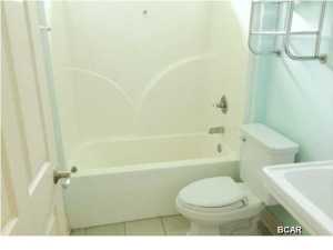 Kirkland Manor - Residential