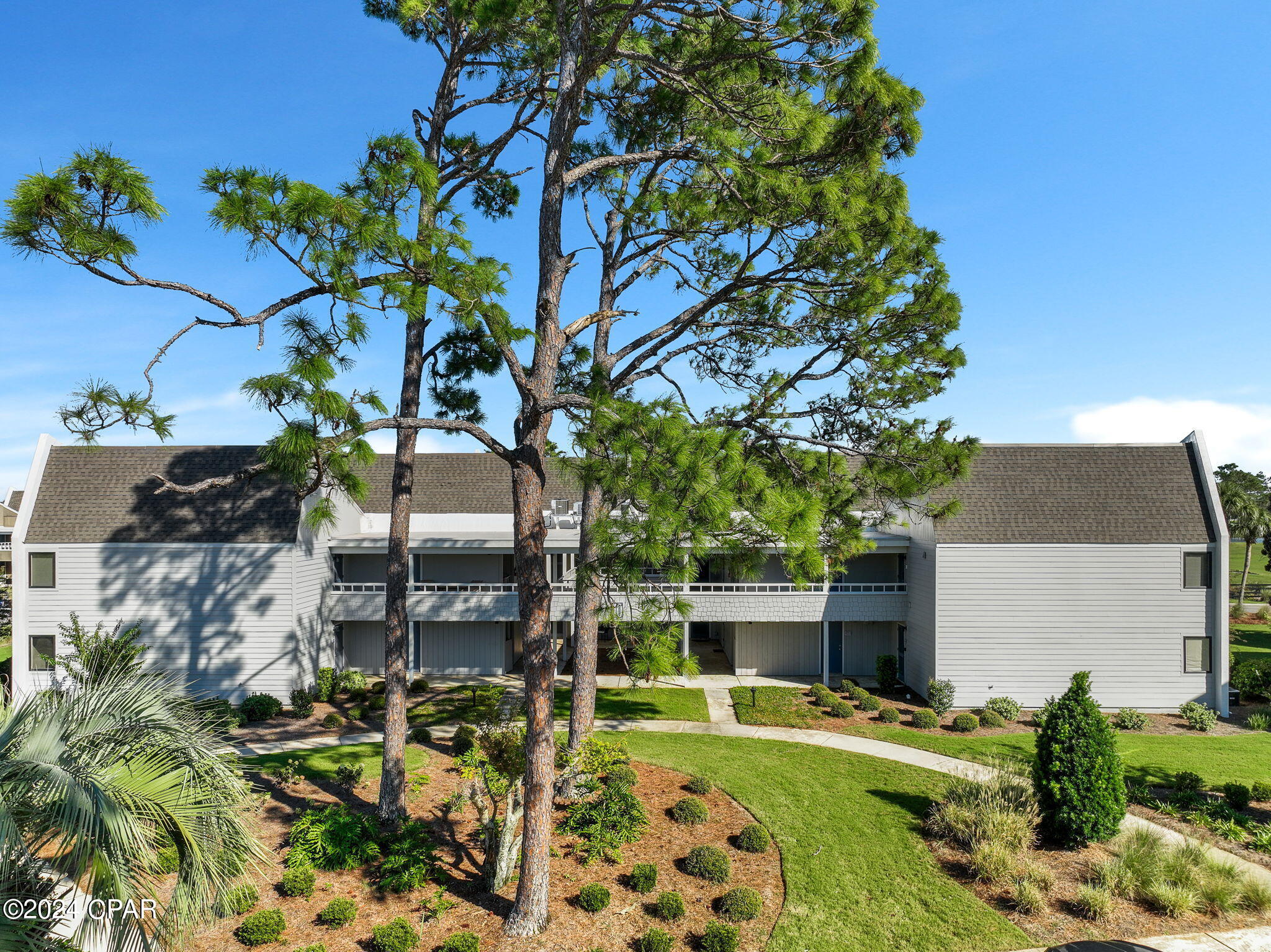 Bay Point Harbour Villas - Residential