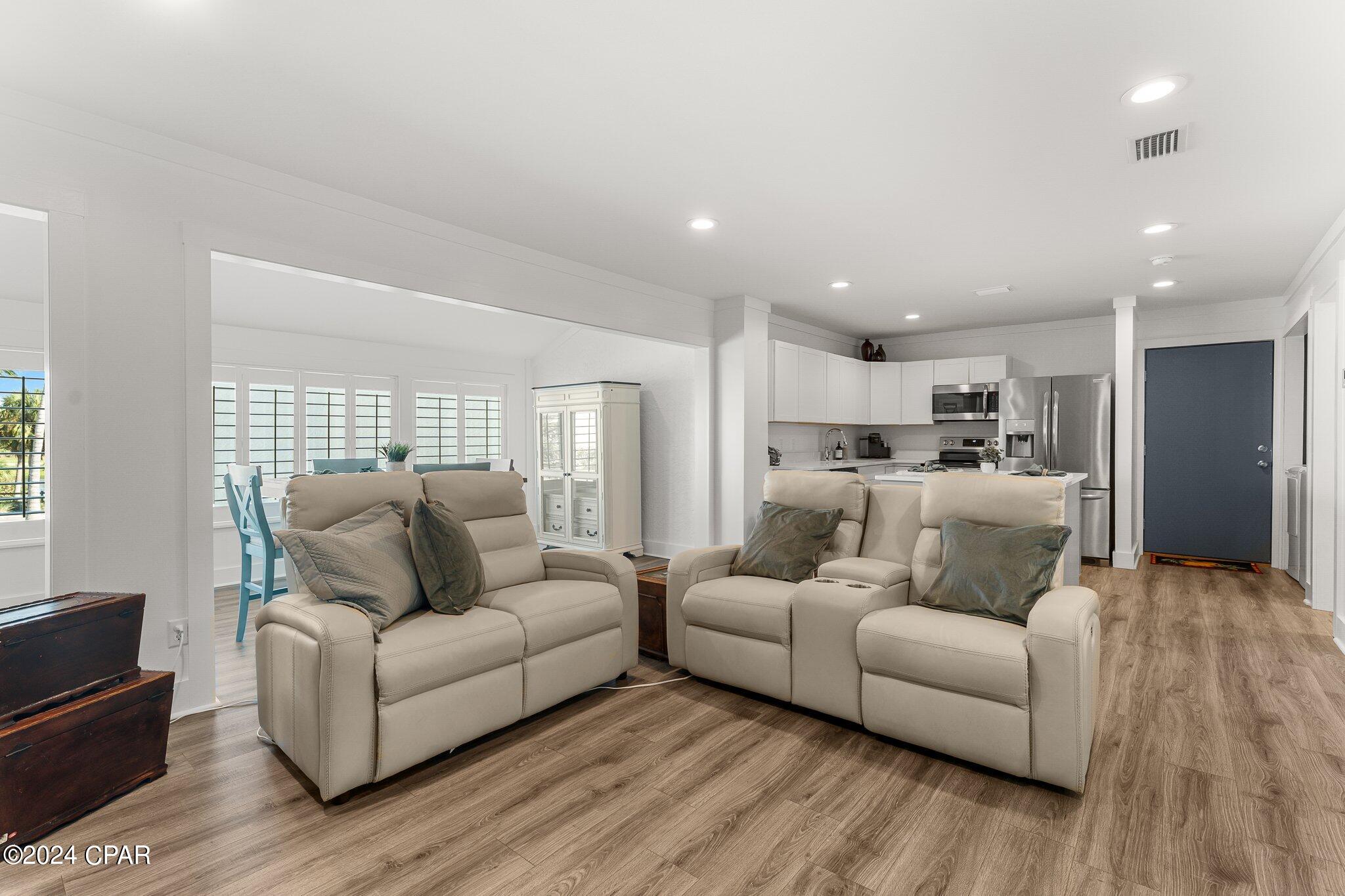 Bay Point Harbour Villas - Residential