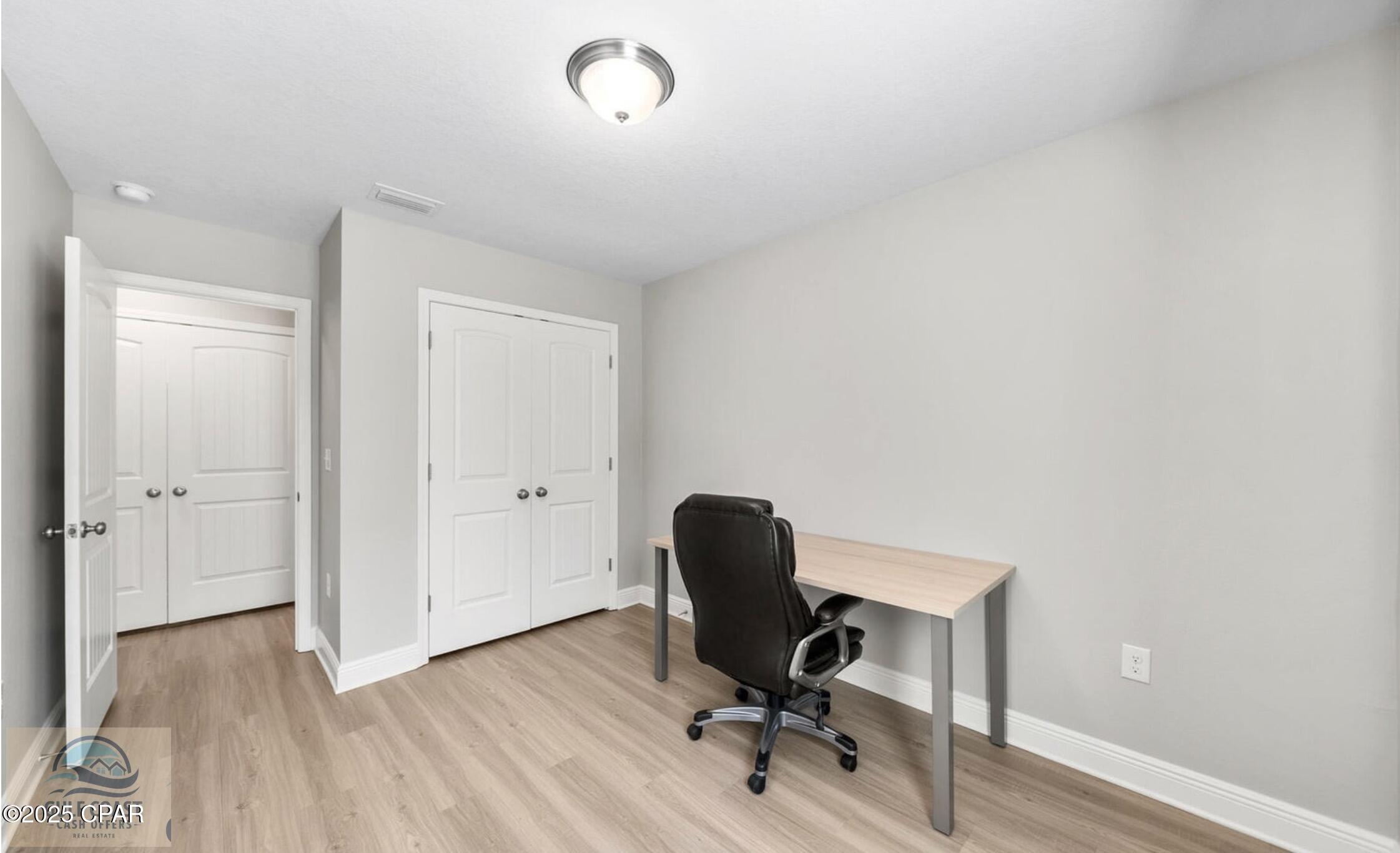 Hathaway Townhomes - Residential Lease