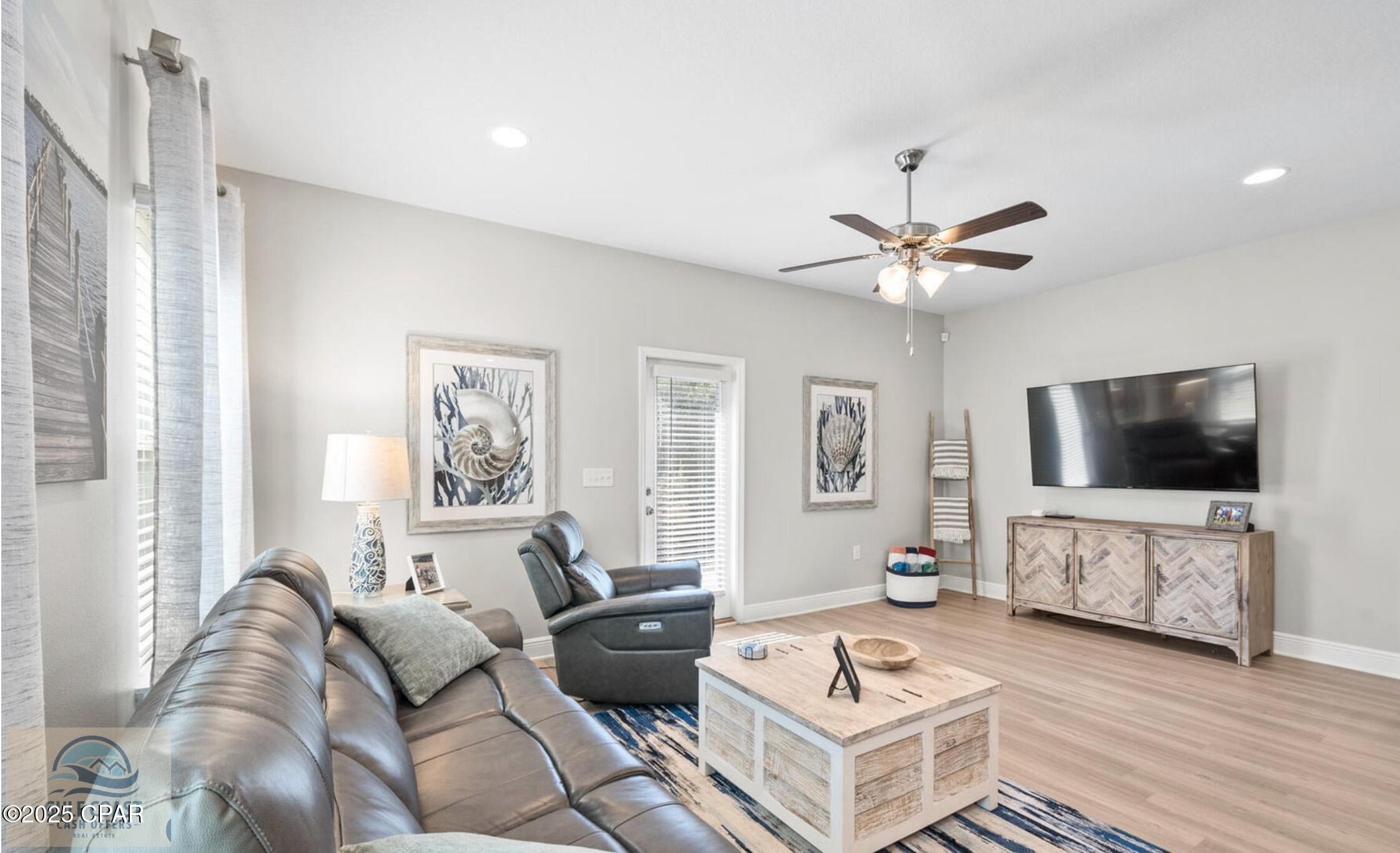 Hathaway Townhomes - Residential Lease