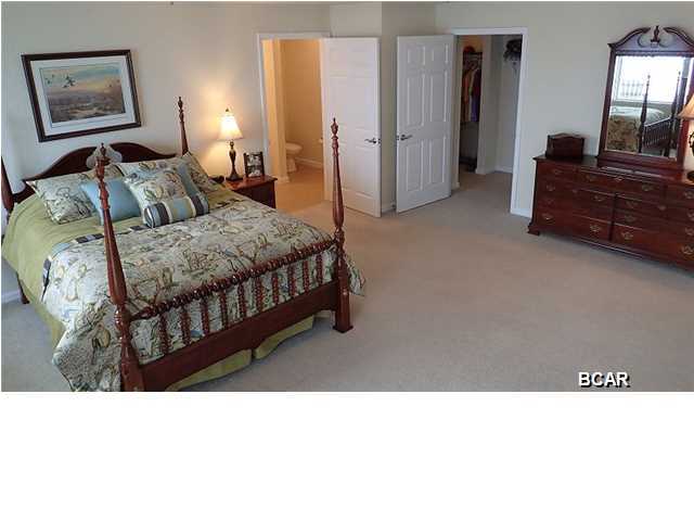 Hibiscus By The Bay - Residential