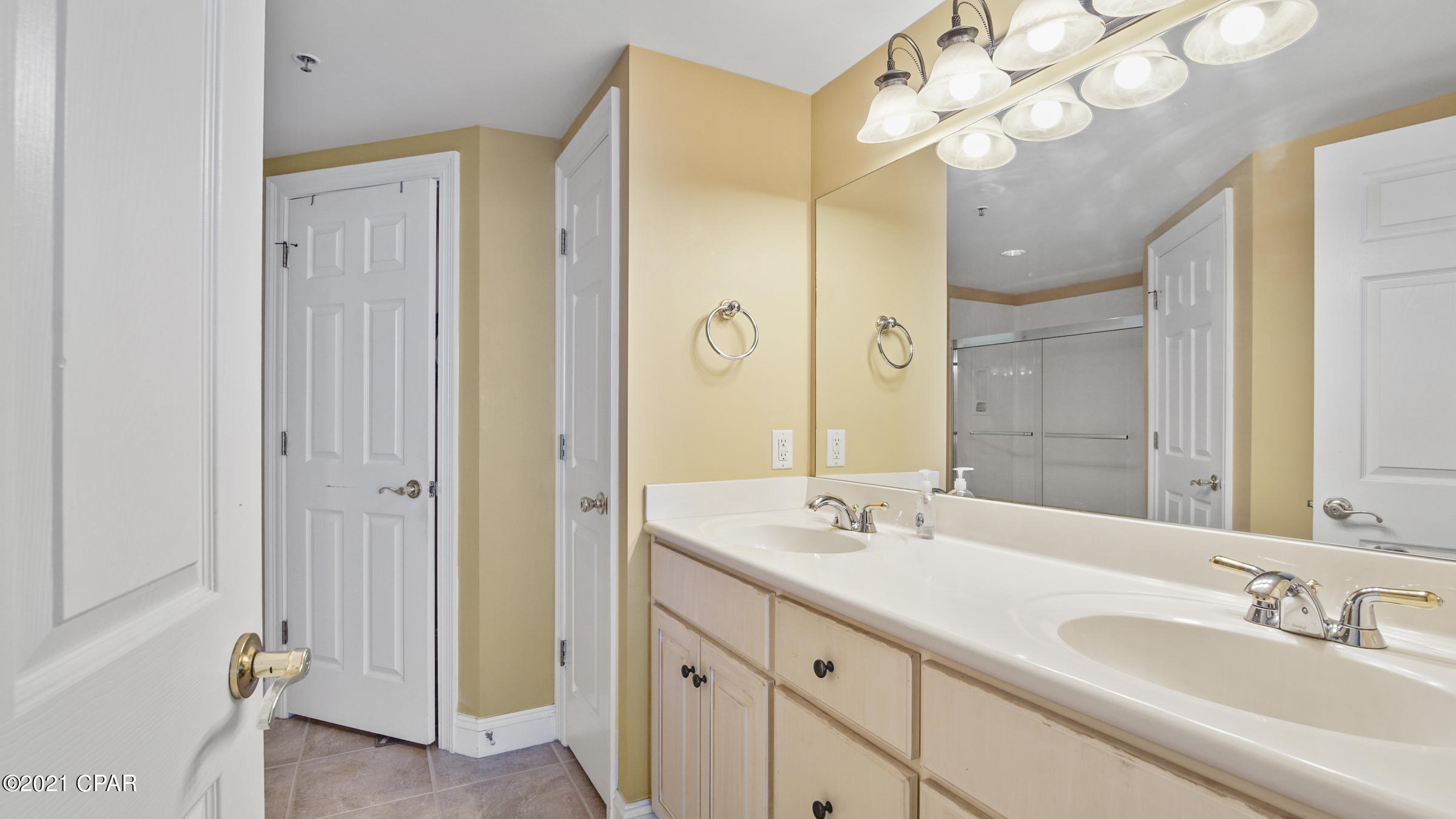 Gulf Crest Condo - Residential