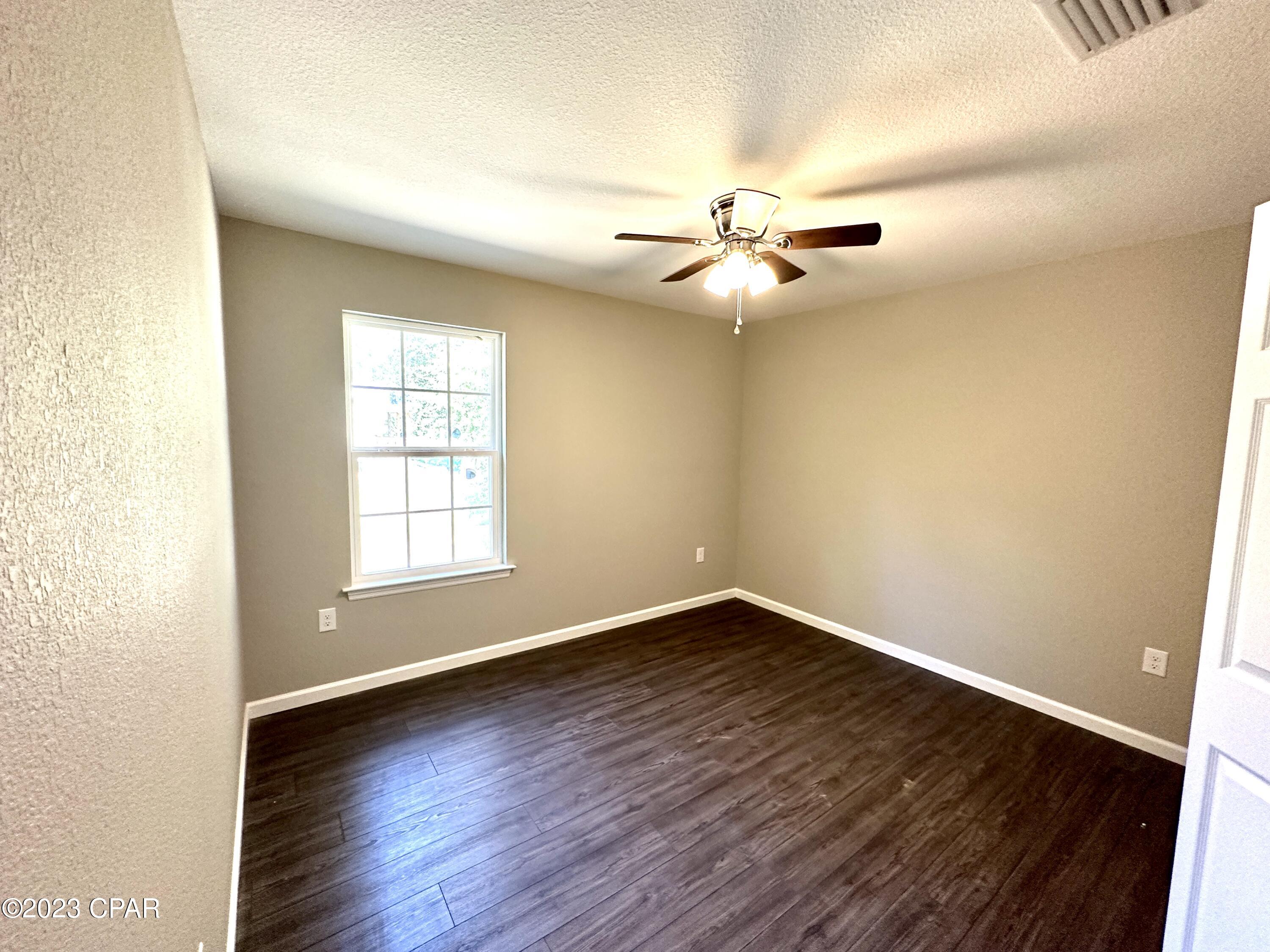 Grand Ridge - Residential