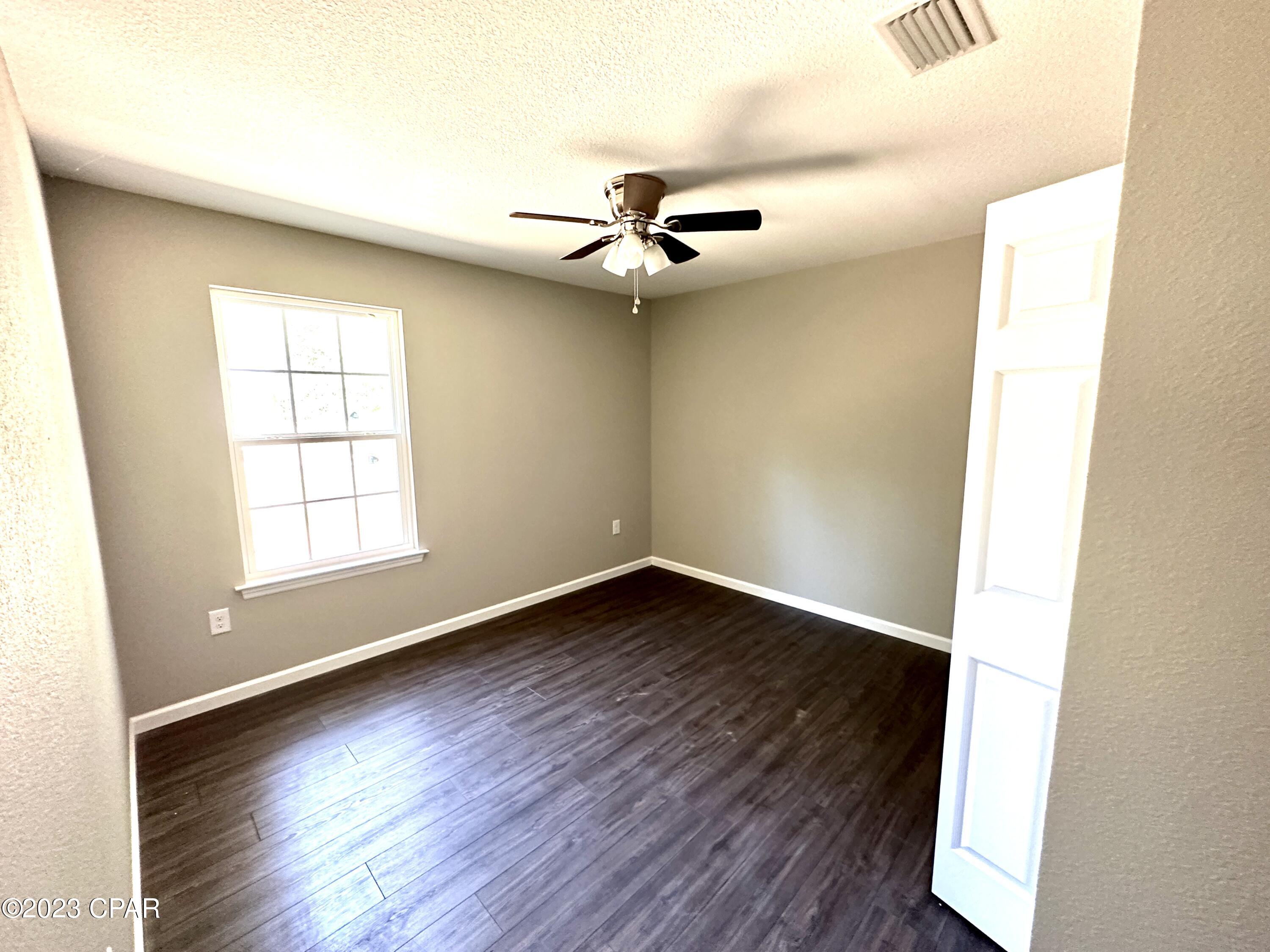 Grand Ridge - Residential