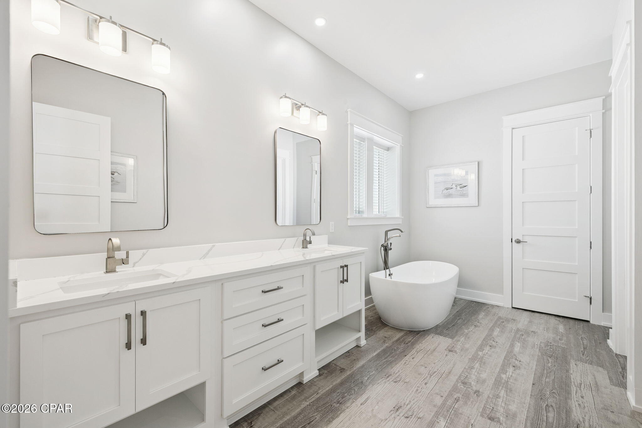 Lullwater Beach - Residential