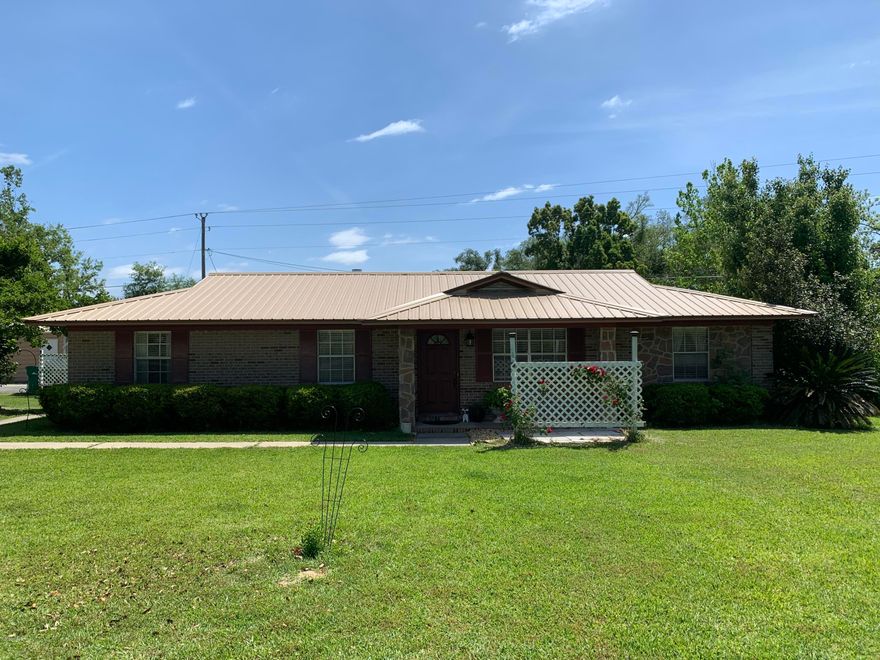 This 4 Bedroom 2.5 Bath split floor plan home, featuring a Large Beautiful Inground Saltwater Pool, is a must see. All Brick with a New roof in 2019, sitting on a 1.69 acre lot, giving it the perfect amount of privacy and comfort. Home features a large living room with windows throughout overlooking a nice screened in porch and pool. The master bedroom has a large walk in-closet and the master bath has a private door from the pool area and a large walk-in his and her shower. The outside of the home is completely fenced with a 2019 - 22 X 44 Metal Building on slab, part garage and part storage room. Property also has a carport and a small barn with a new roof and a second well. Relax on the nice screened in porch, float in the pool or sit out on the front porch and watch the sun go down, this home is country living at its best. Make an appointment today to see all this property has to offer!
