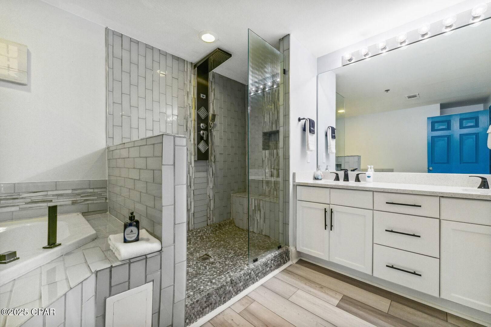 Laketown Wharf - Residential Lease