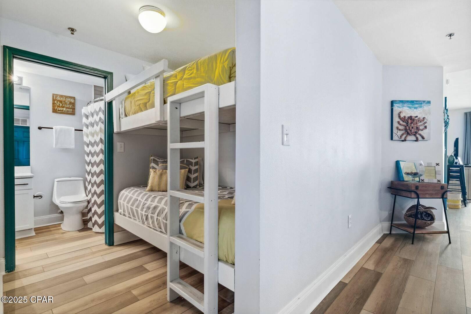 Laketown Wharf - Residential Lease