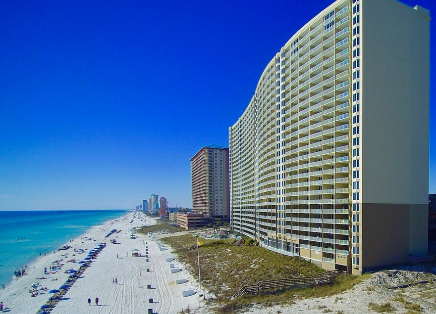 Great 2 bedroom unit with a bunk area on the 19th floor. This unit has a waterfront master bedroom with a spectacular view. The unit has also had recent cosmetic upgrades including the entire unit being painted and the carpets cleaned.