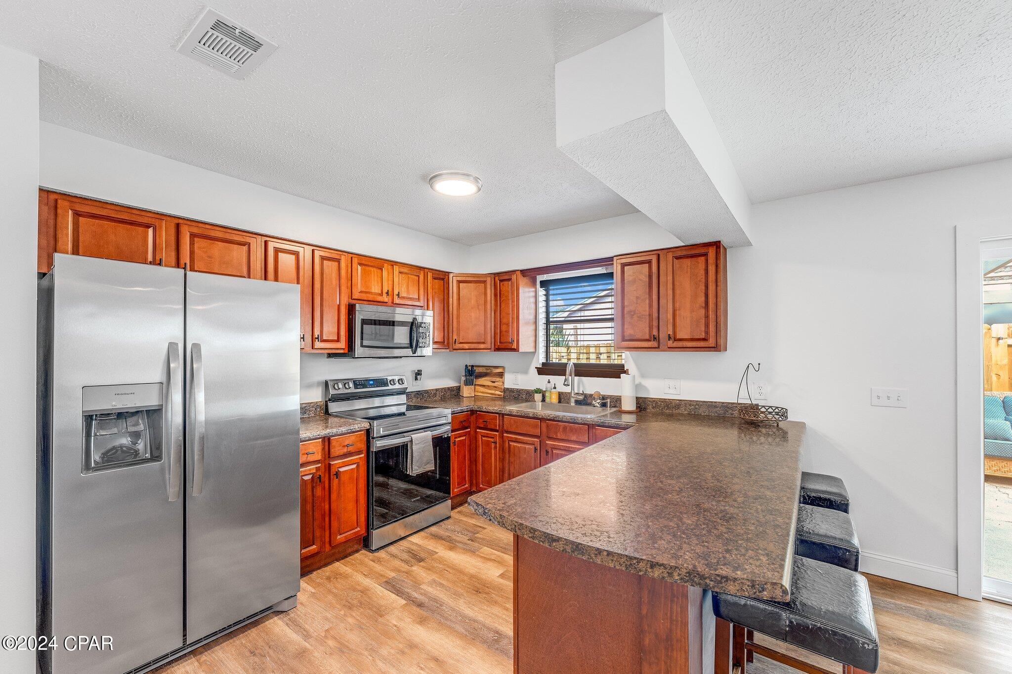 North Lagoon Oaks 5th - Residential