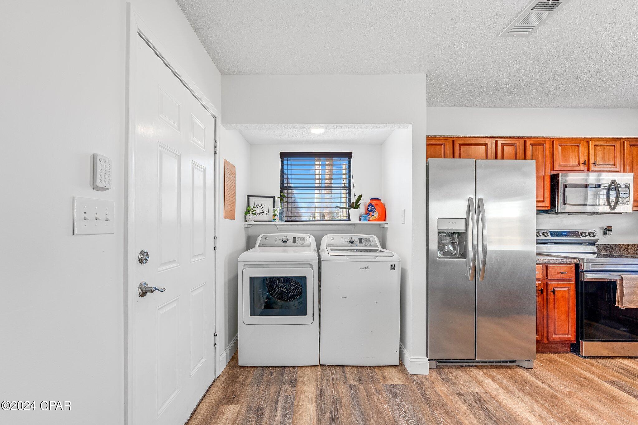 North Lagoon Oaks 5th - Residential