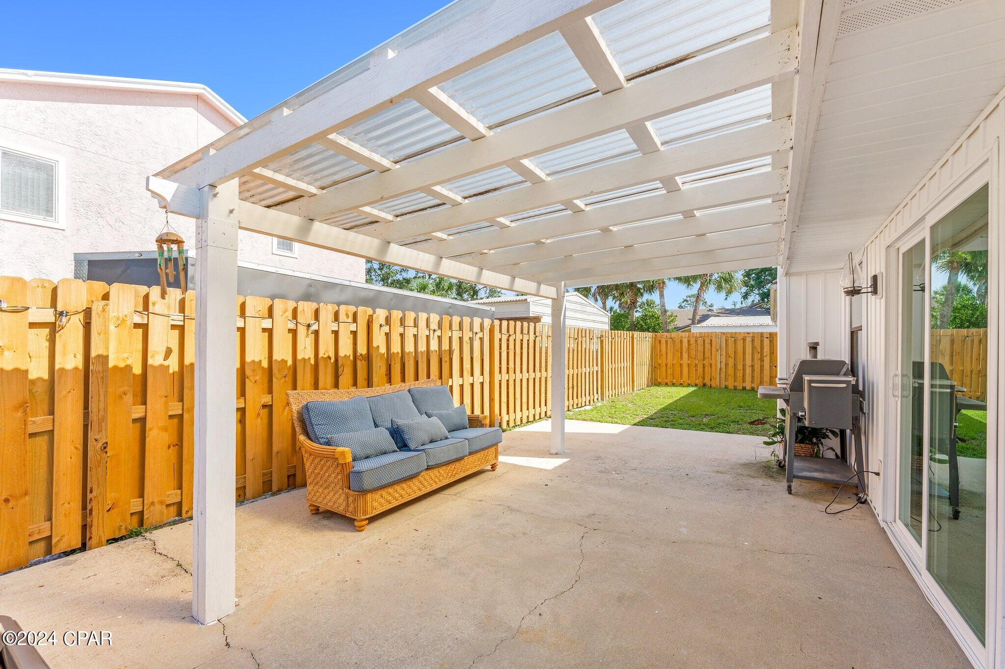 North Lagoon Oaks 5th - Residential