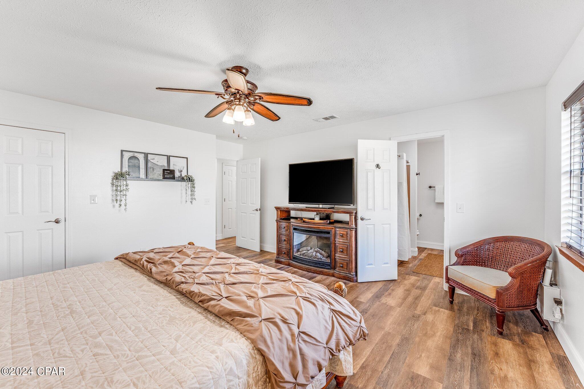 North Lagoon Oaks 5th - Residential