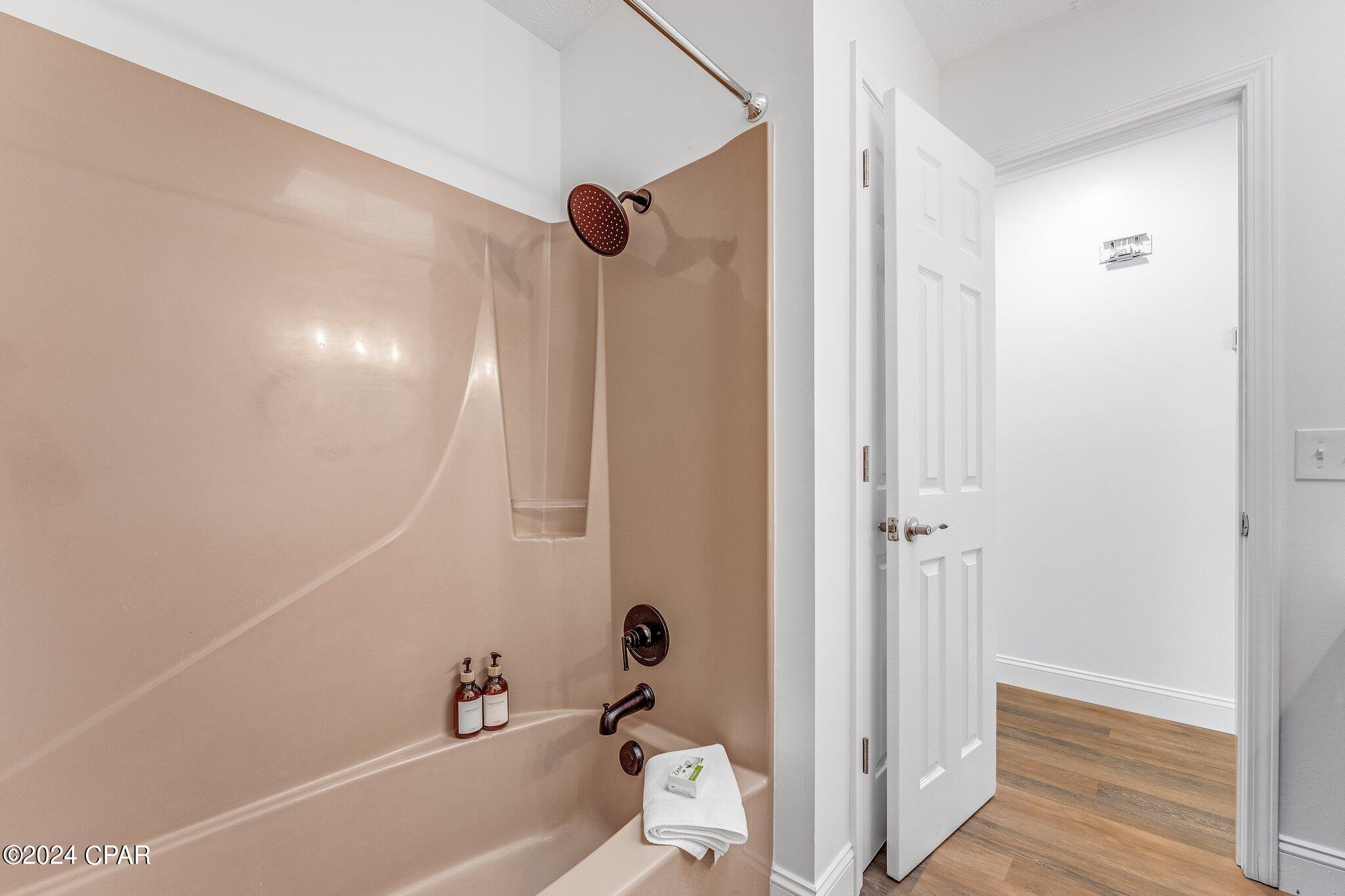 North Lagoon Oaks 5th - Residential