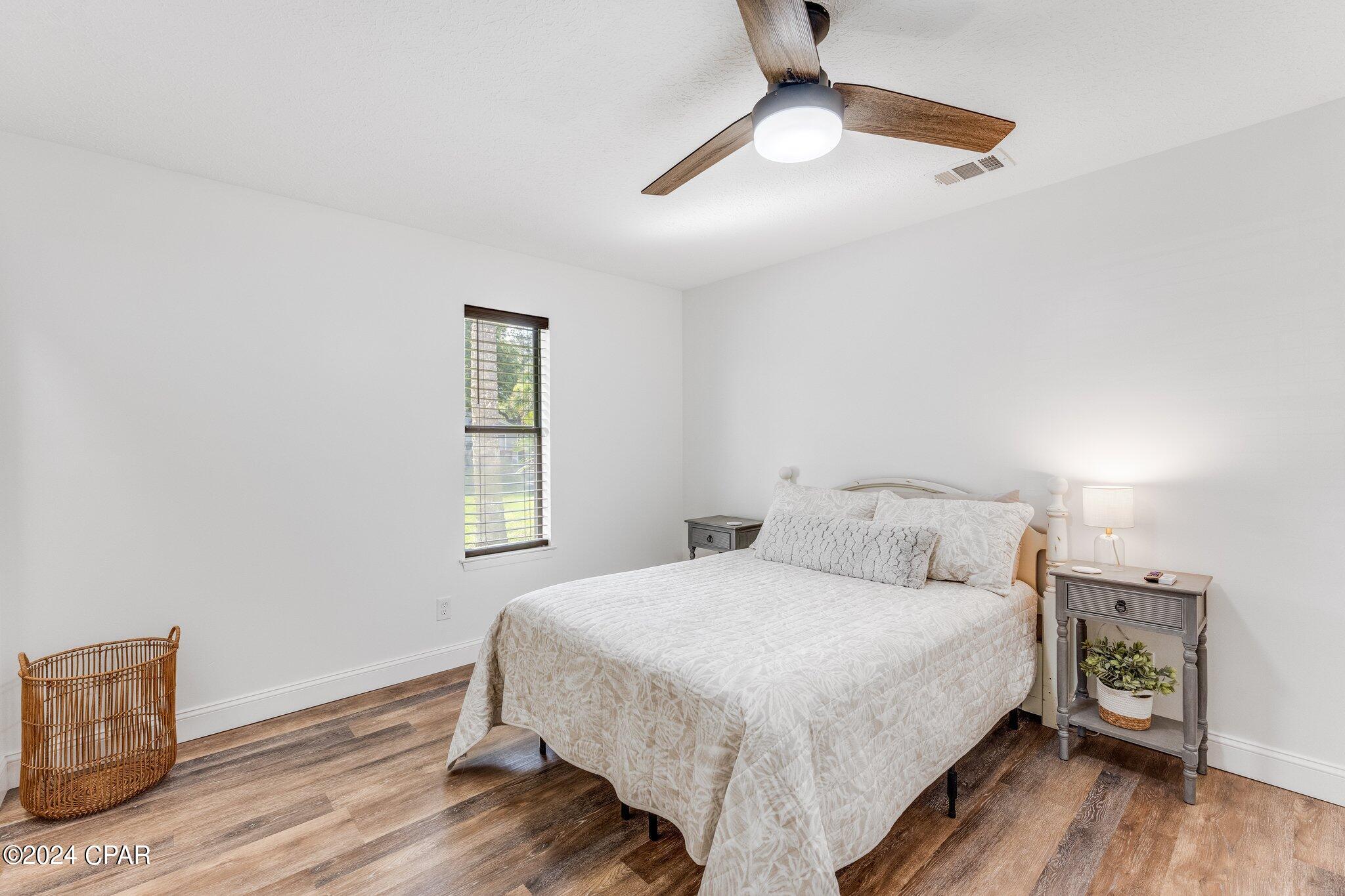 North Lagoon Oaks 5th - Residential