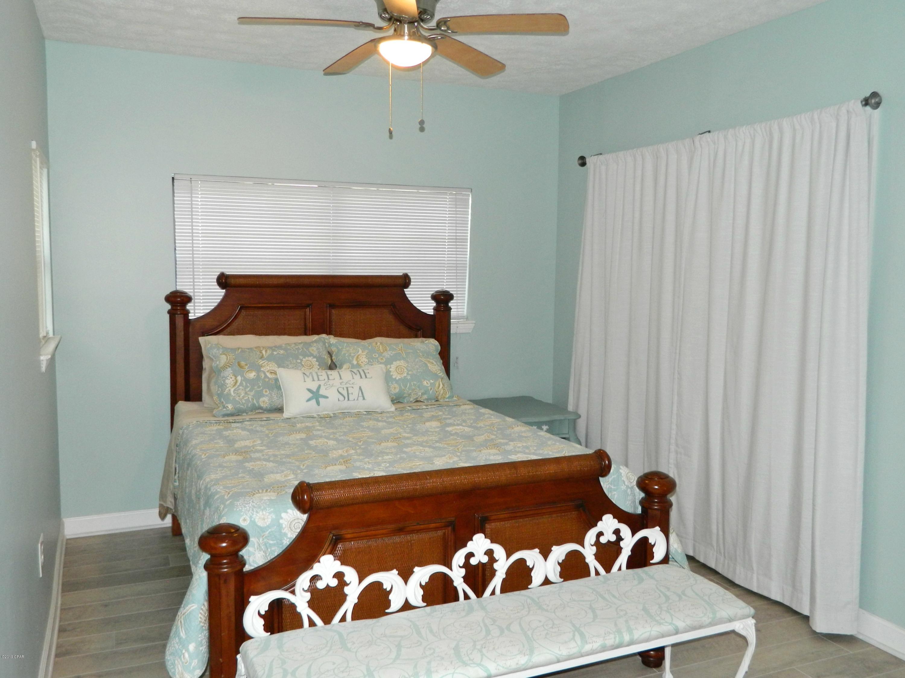 Silver Sands Unit 2 - Residential Lease