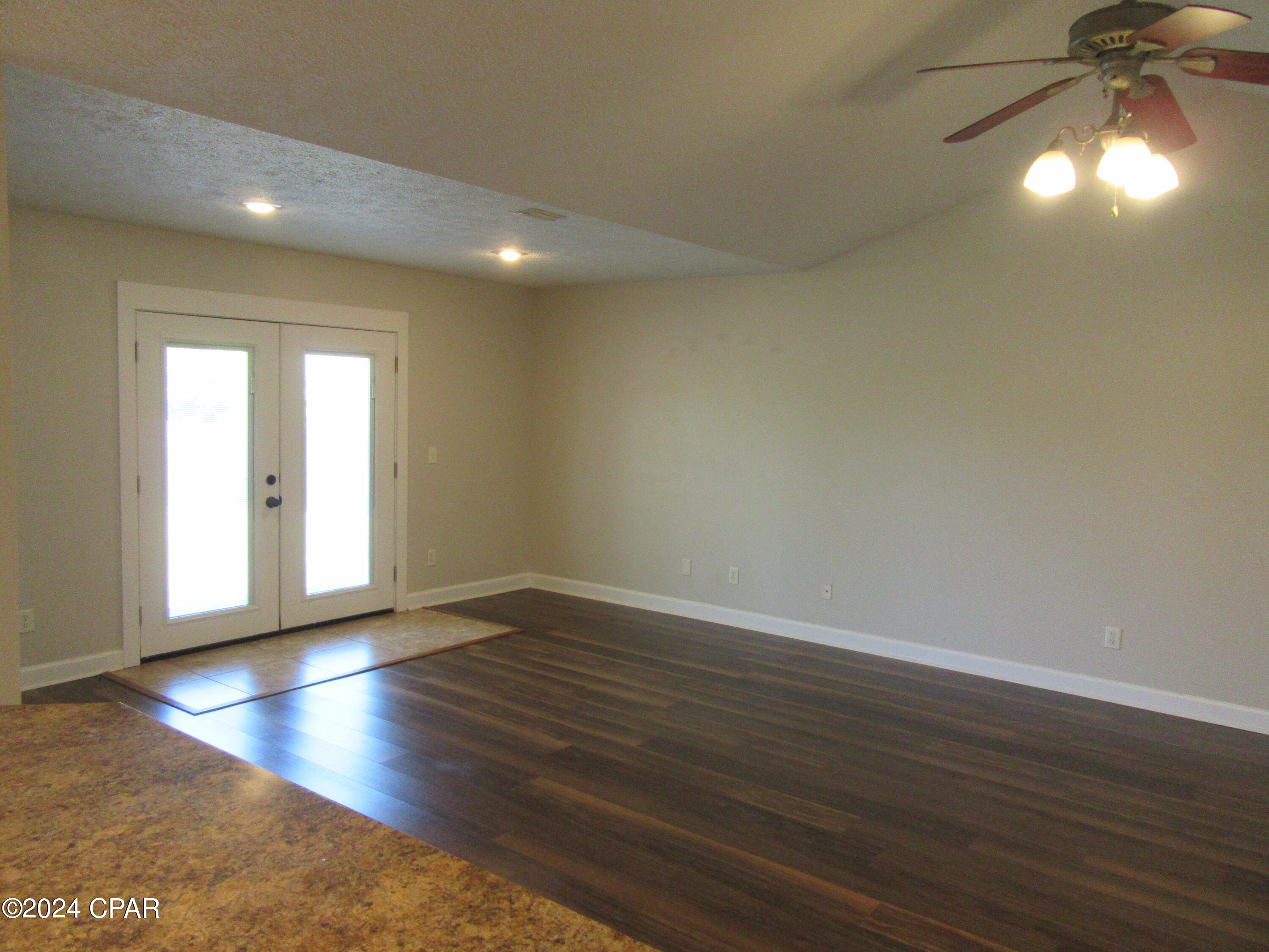 [No Recorded Subdiv] - Residential Lease