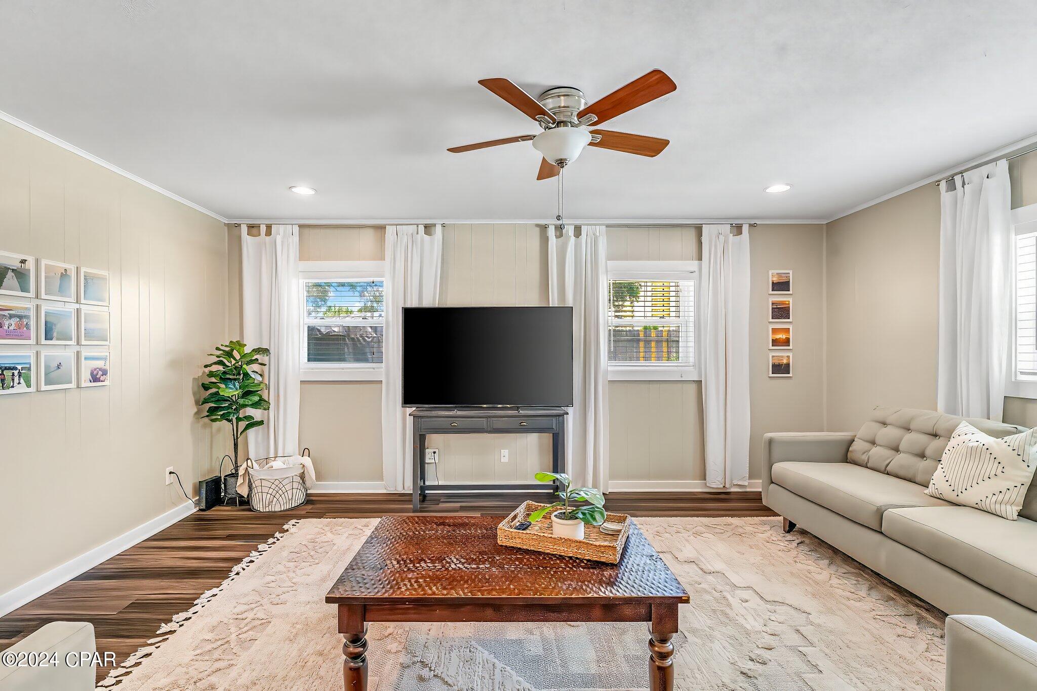 Suntime Beach U-1 - Residential