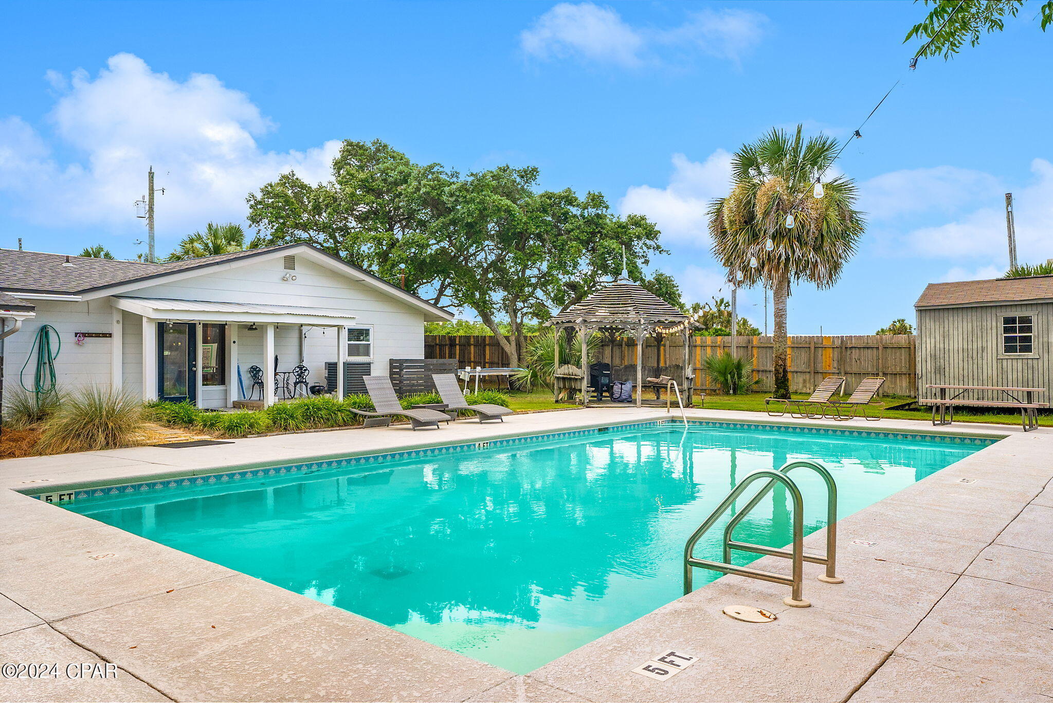 Suntime Beach U-1 - Residential