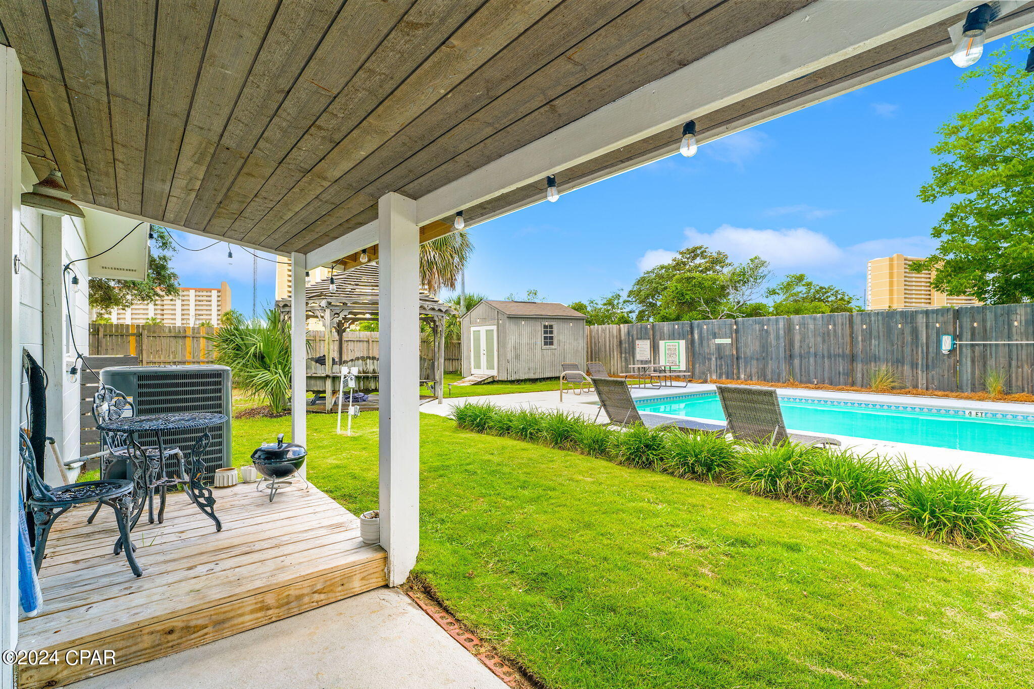 Suntime Beach U-1 - Residential