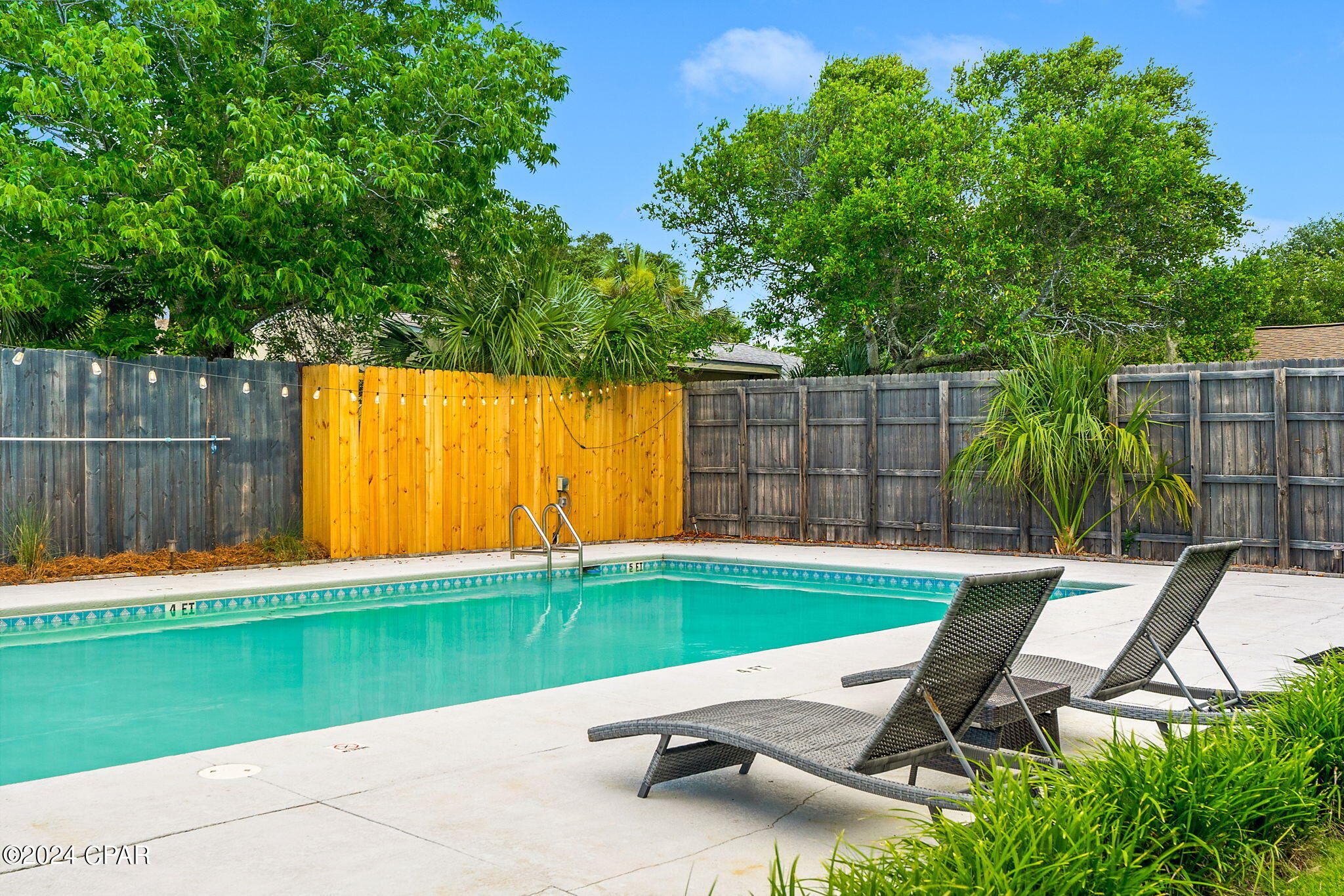 Suntime Beach U-1 - Residential