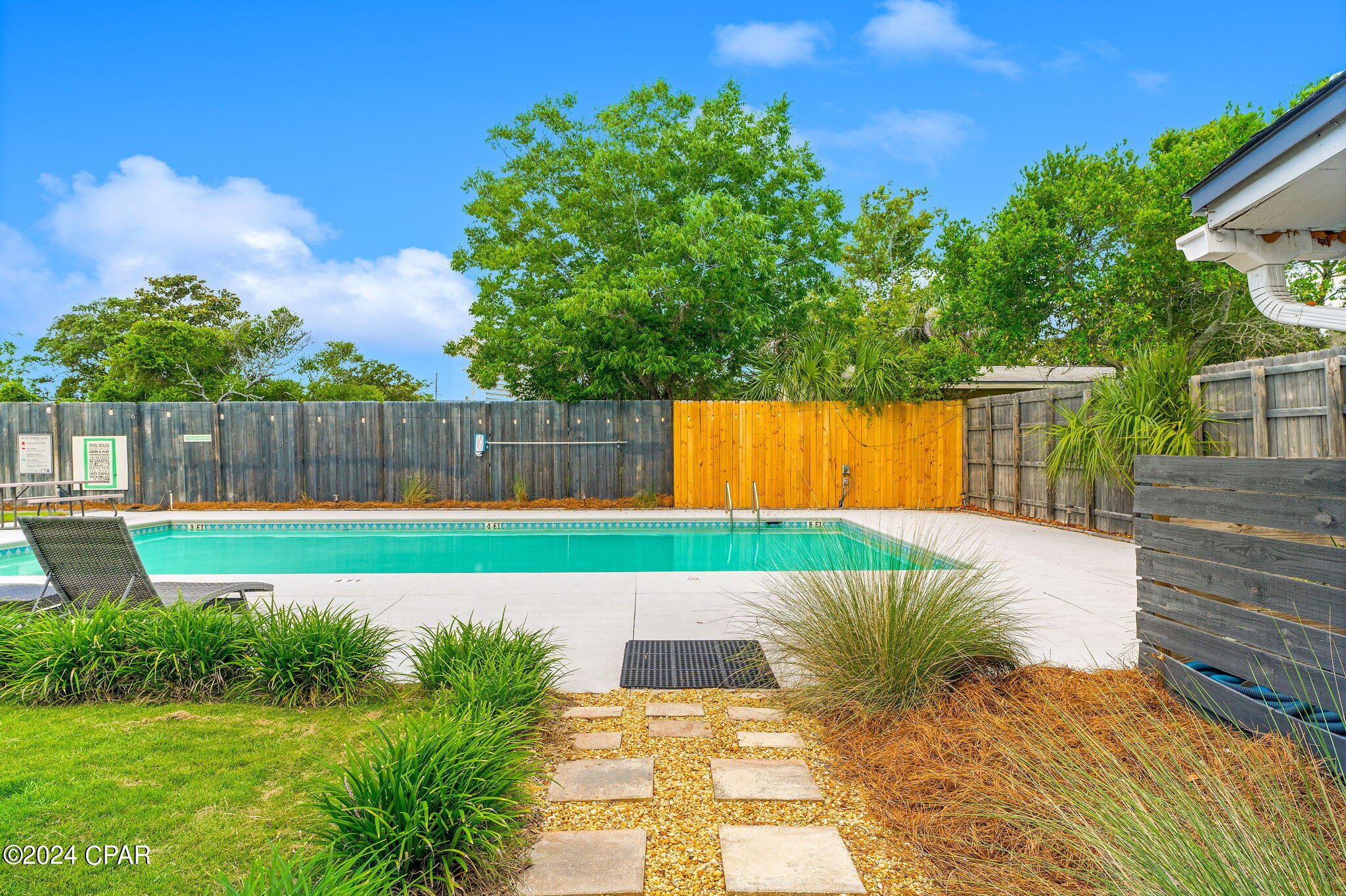 Suntime Beach U-1 - Residential