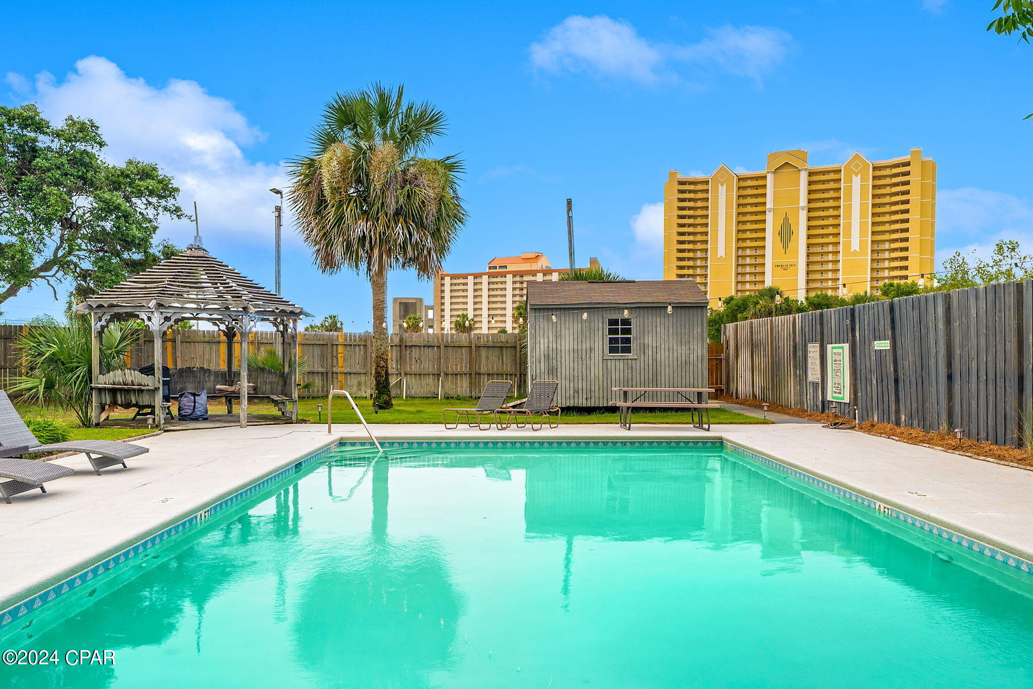 Suntime Beach U-1 - Residential