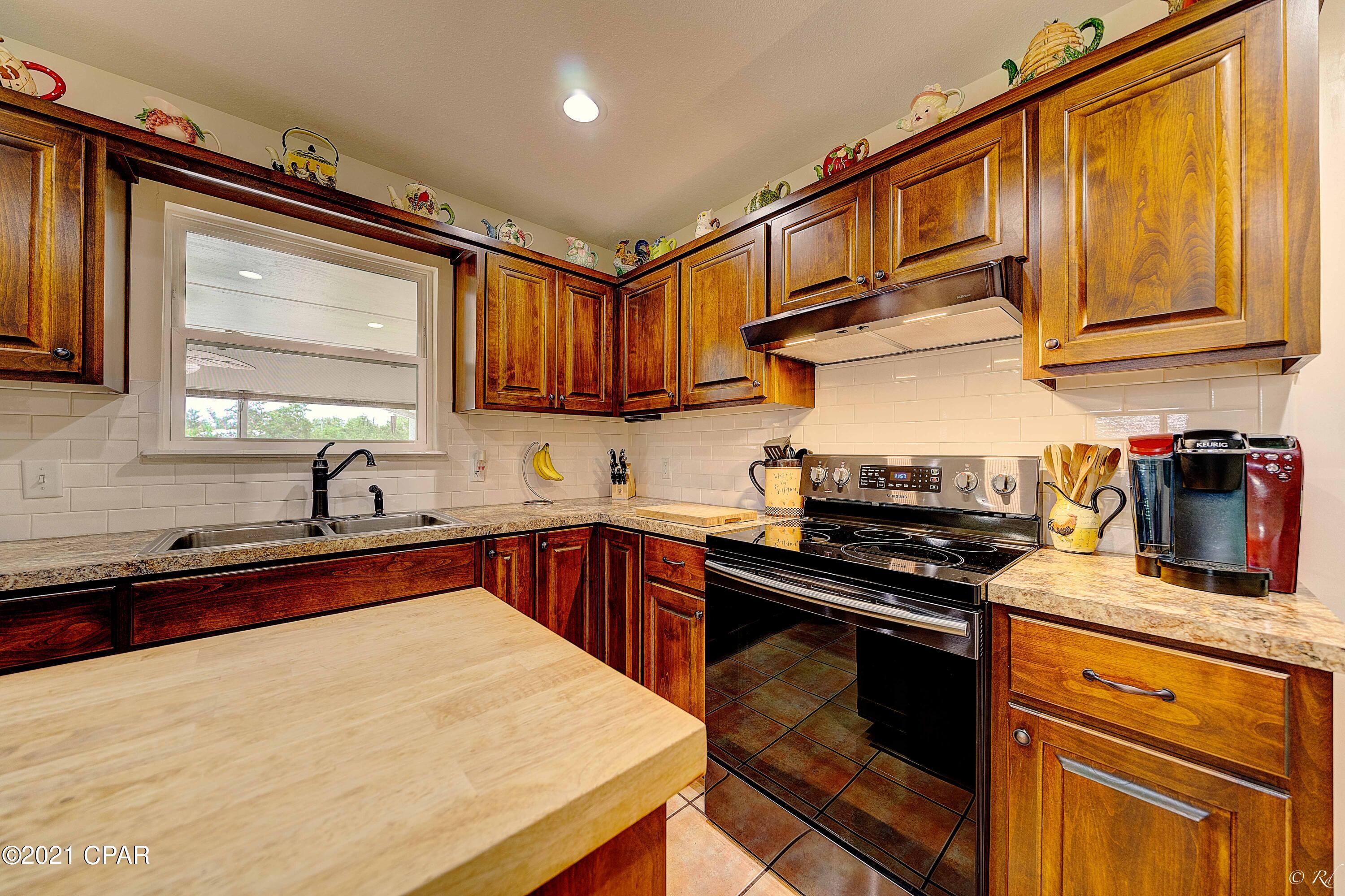 Towne & Country Lake Estates - Residential