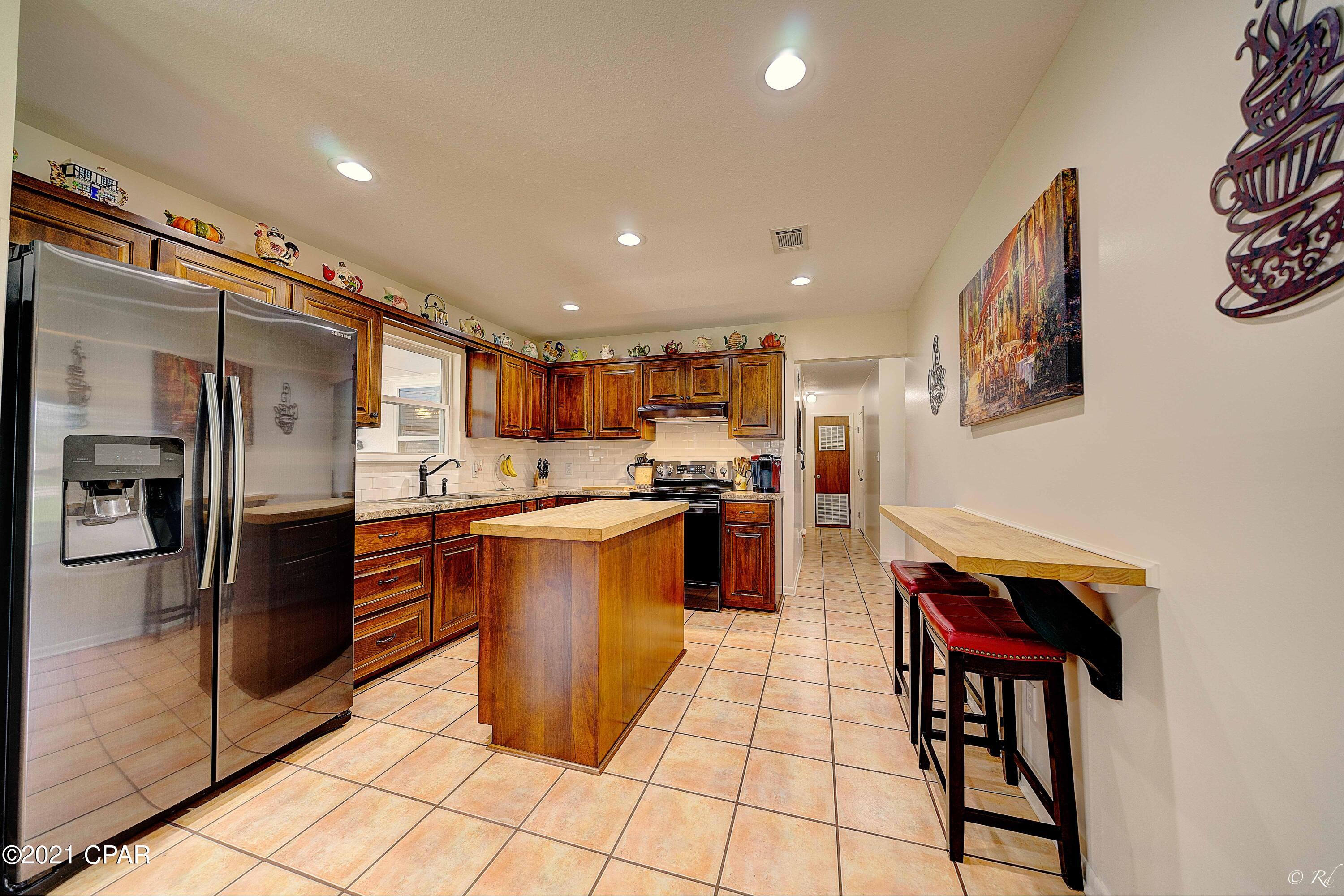 Towne & Country Lake Estates - Residential