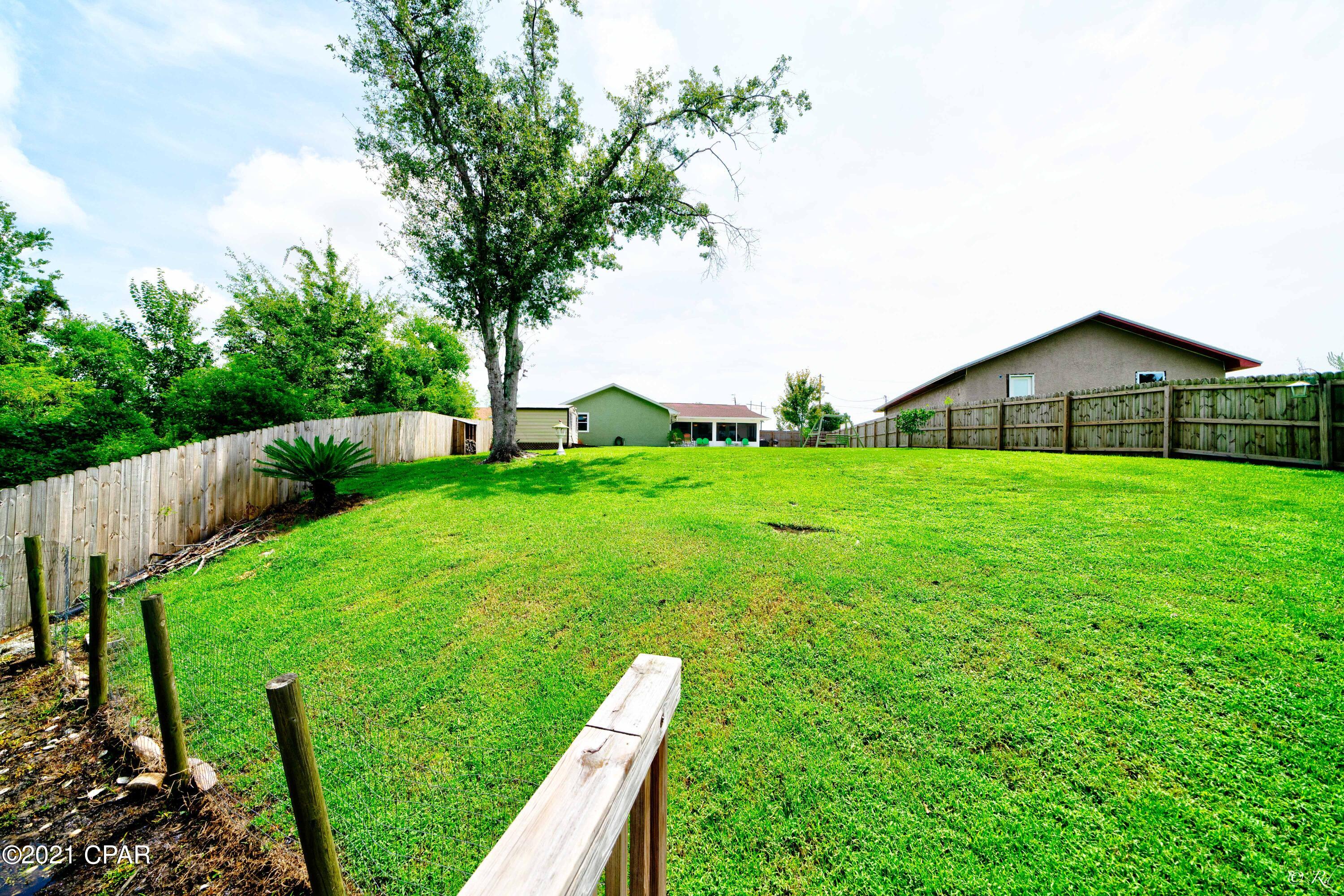 Towne & Country Lake Estates - Residential