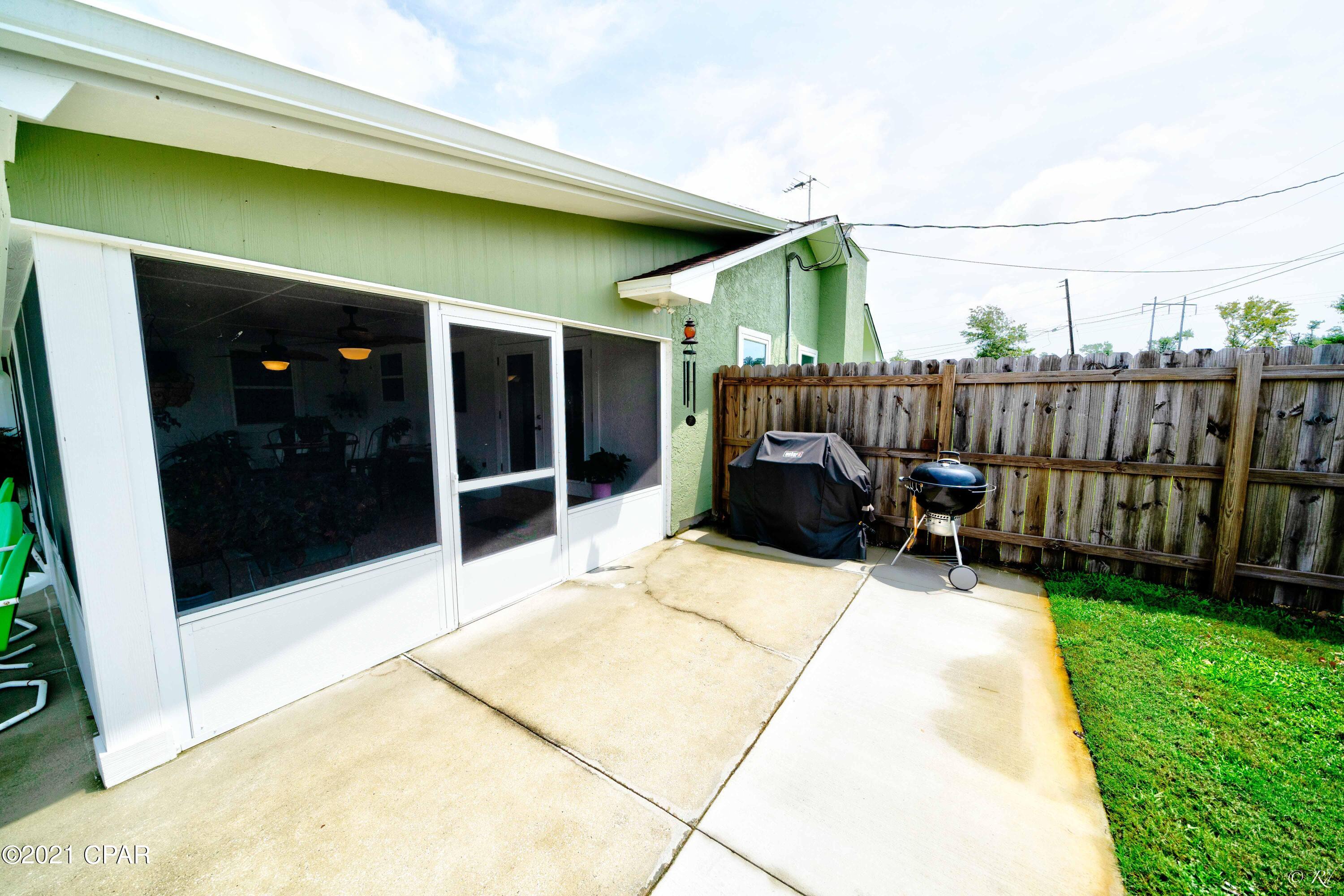 Towne & Country Lake Estates - Residential