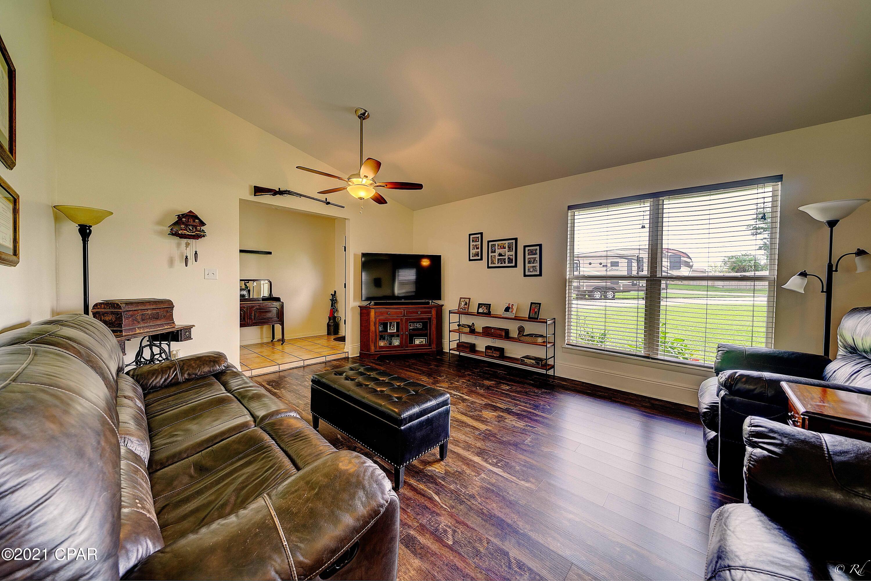 Towne & Country Lake Estates - Residential